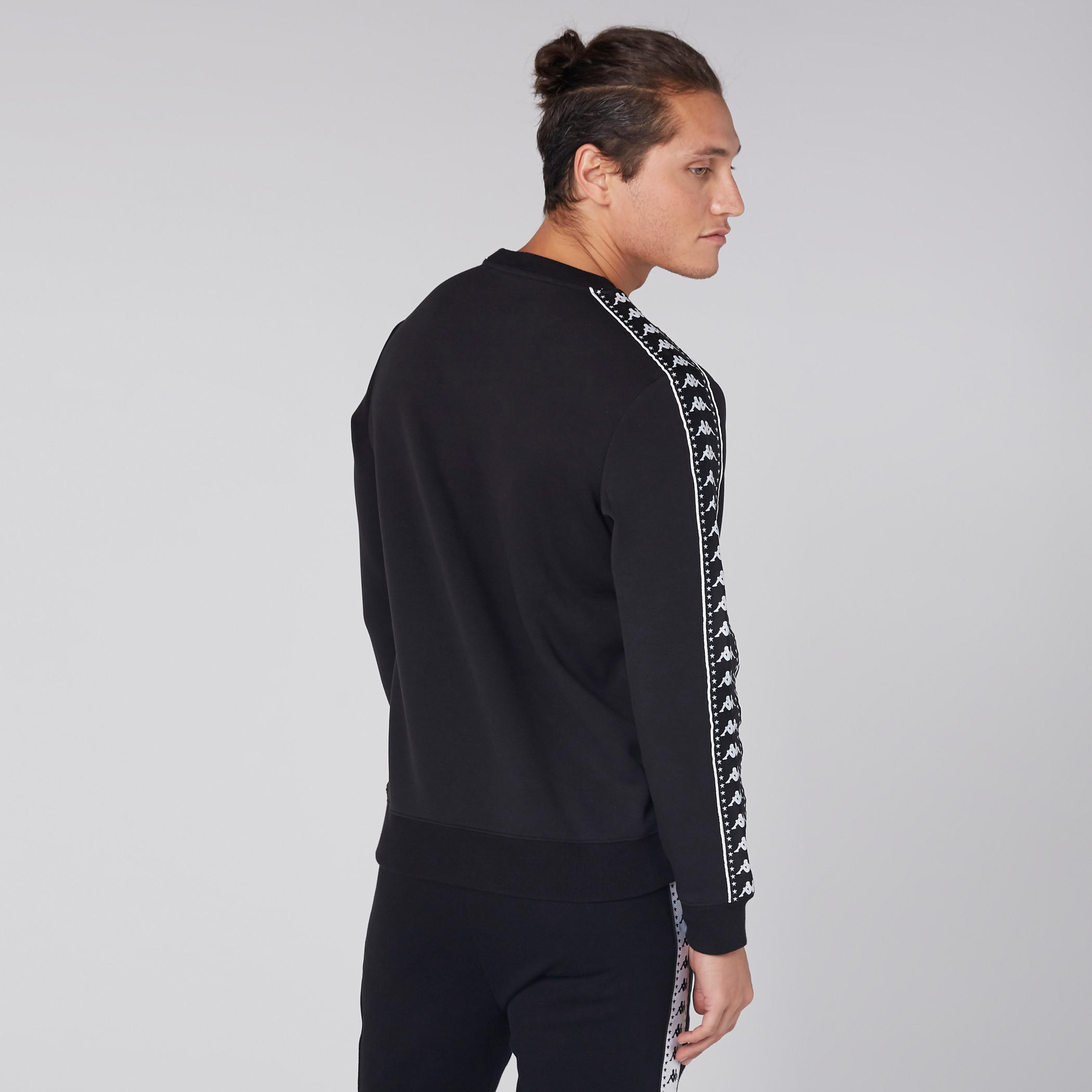 سويت شيرت بأكمام طويلة من كابا-men-winterwear-hoodiesandsweatshirts-image-3