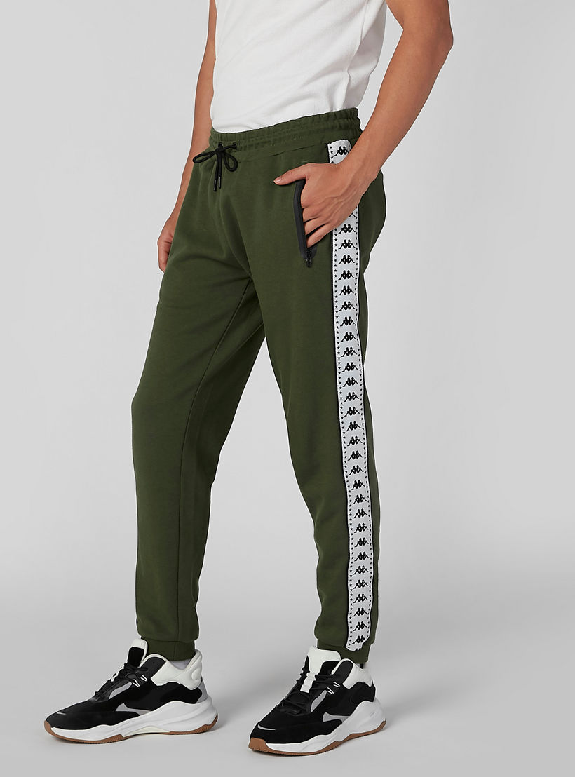بنطال رياضي طويل برباط وشريطة جانبية من كابا-men-clothing-sportswearandactivewear-bottoms-image-1