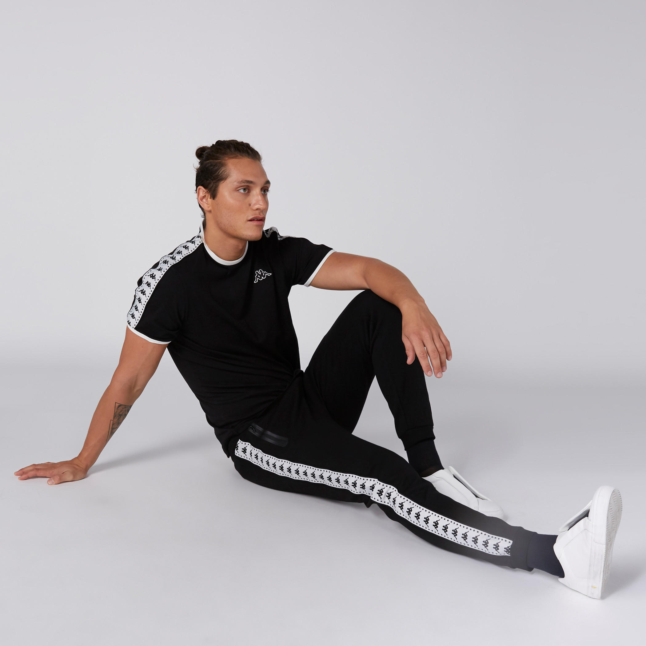بنطال رياضي طويل بجيوب من كابا-men-clothing-sportswearandactivewear-bottoms-image-6