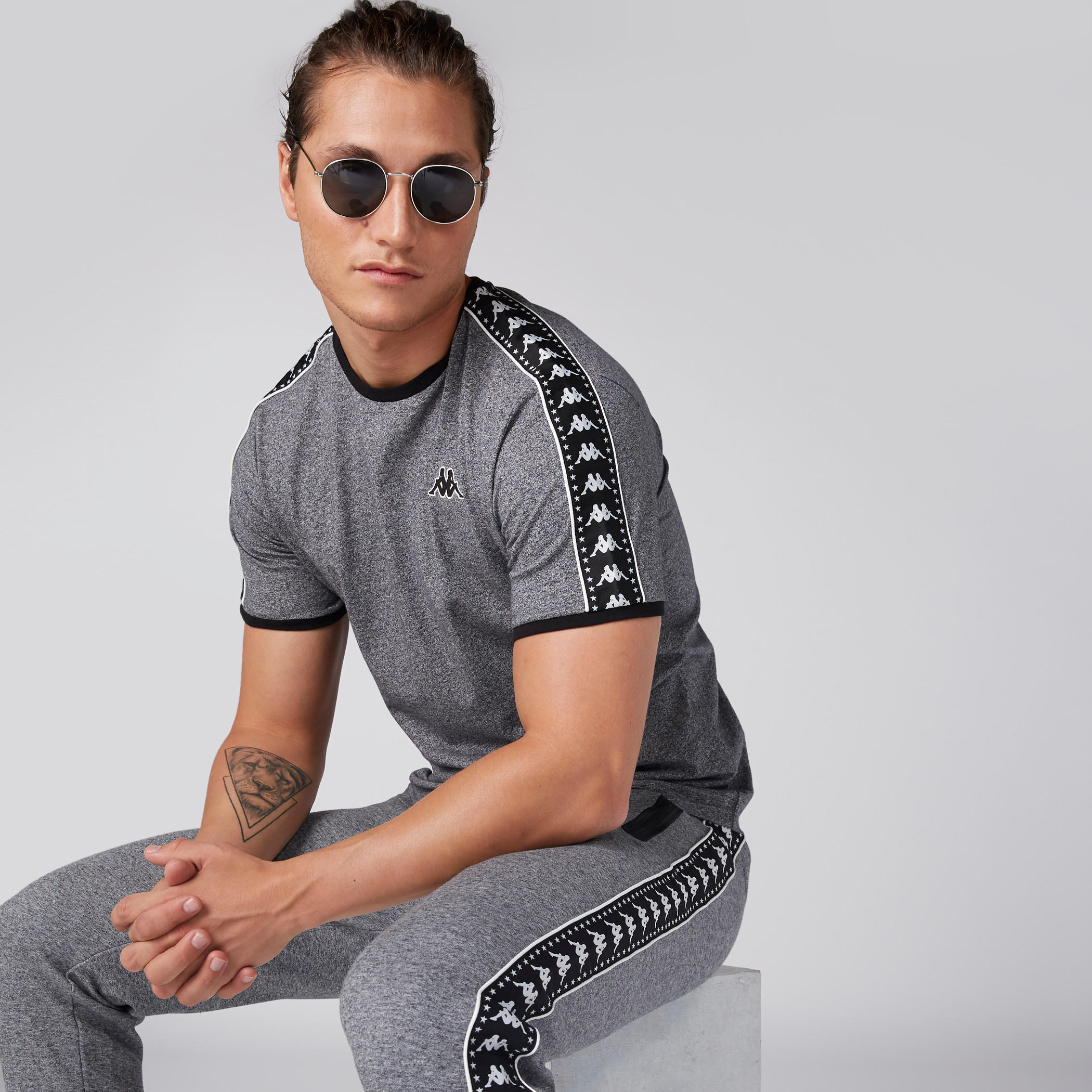 بنطال رياضي بجيوب بسحّاب من كابا-men-clothing-sportswearandactivewear-bottoms-image-5