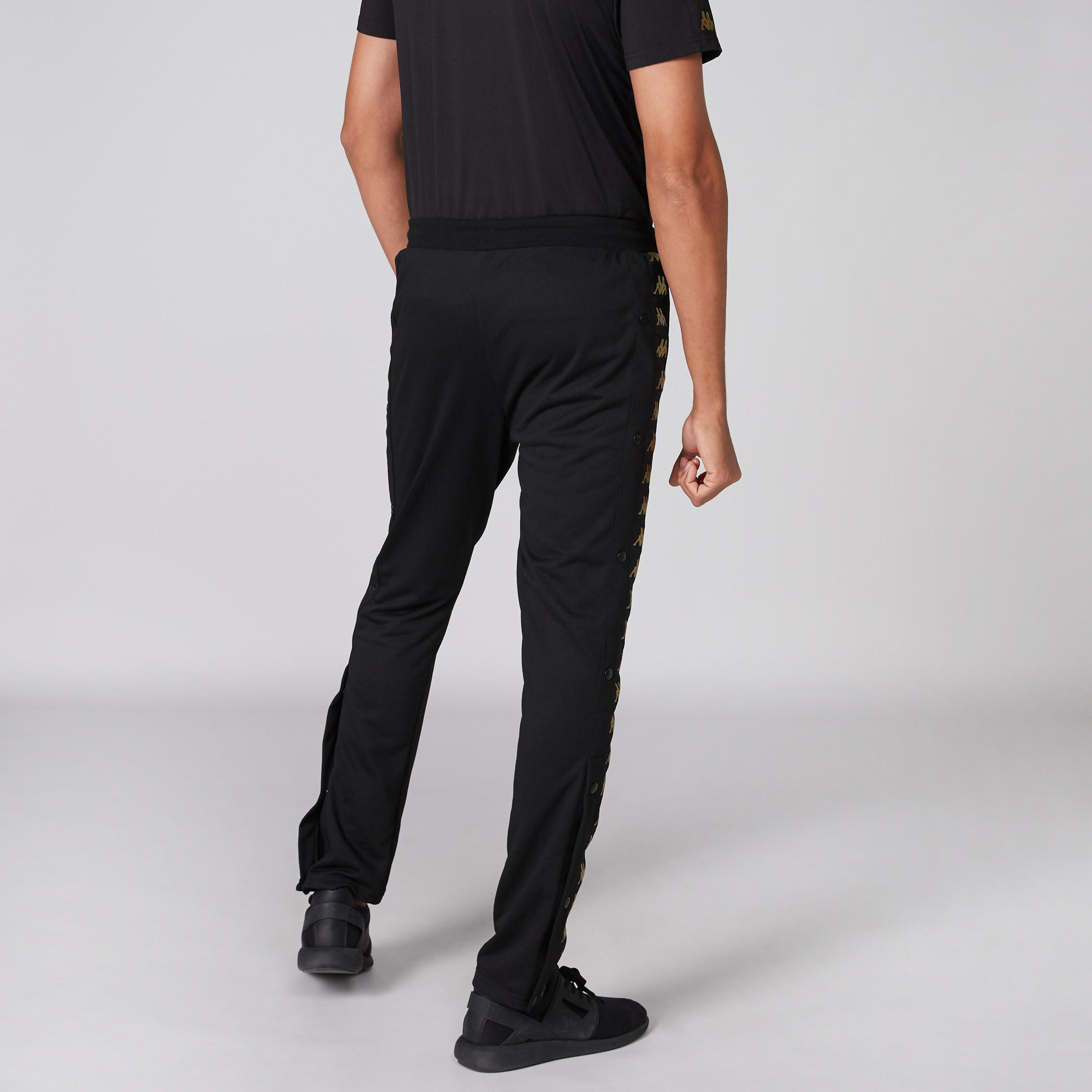 بنطال رياضي طويل بخصر مطاطي من كابا-men-clothing-sportswearandactivewear-bottoms-image-2