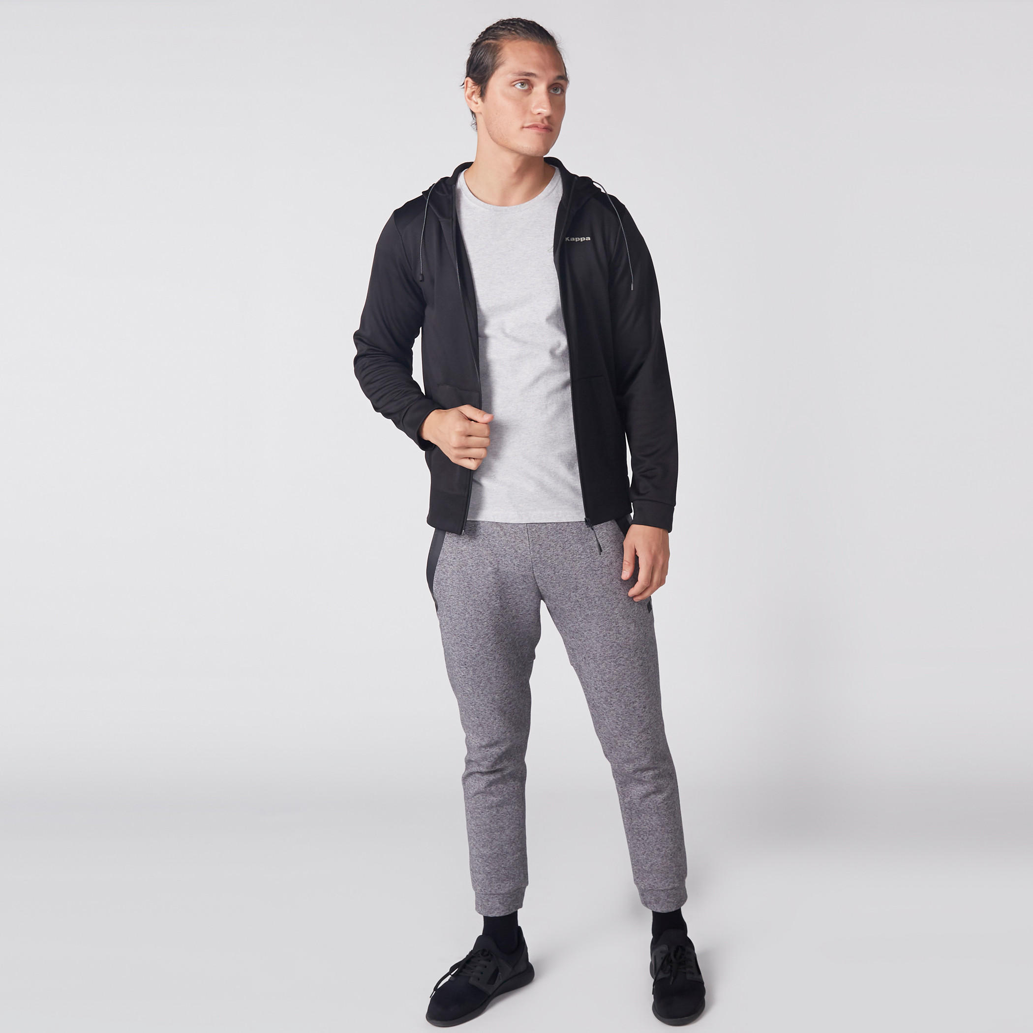 جاكيت بأكمام طويلة وسحّاب إغلاق وقبعة من كابا-men-clothing-jacketsandblazers-jackets-image-2