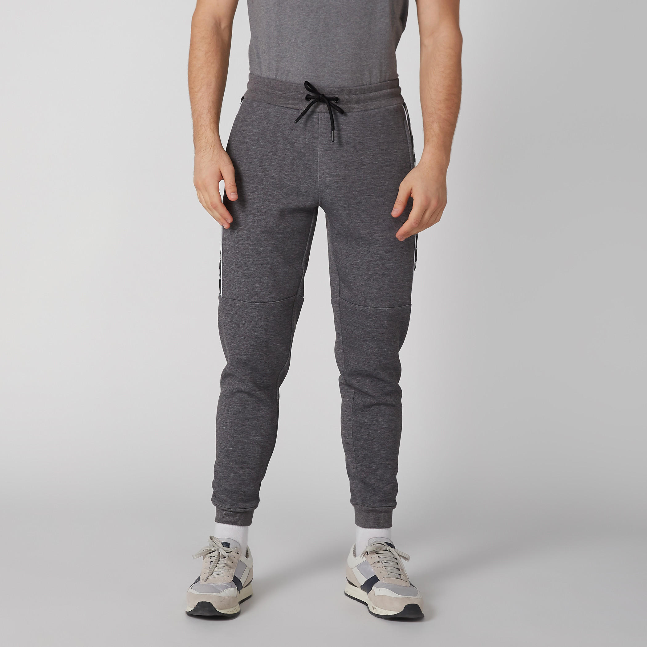بنطال رياضي برباط وجيوب من كابا-men-clothing-bottoms-joggers-image-4