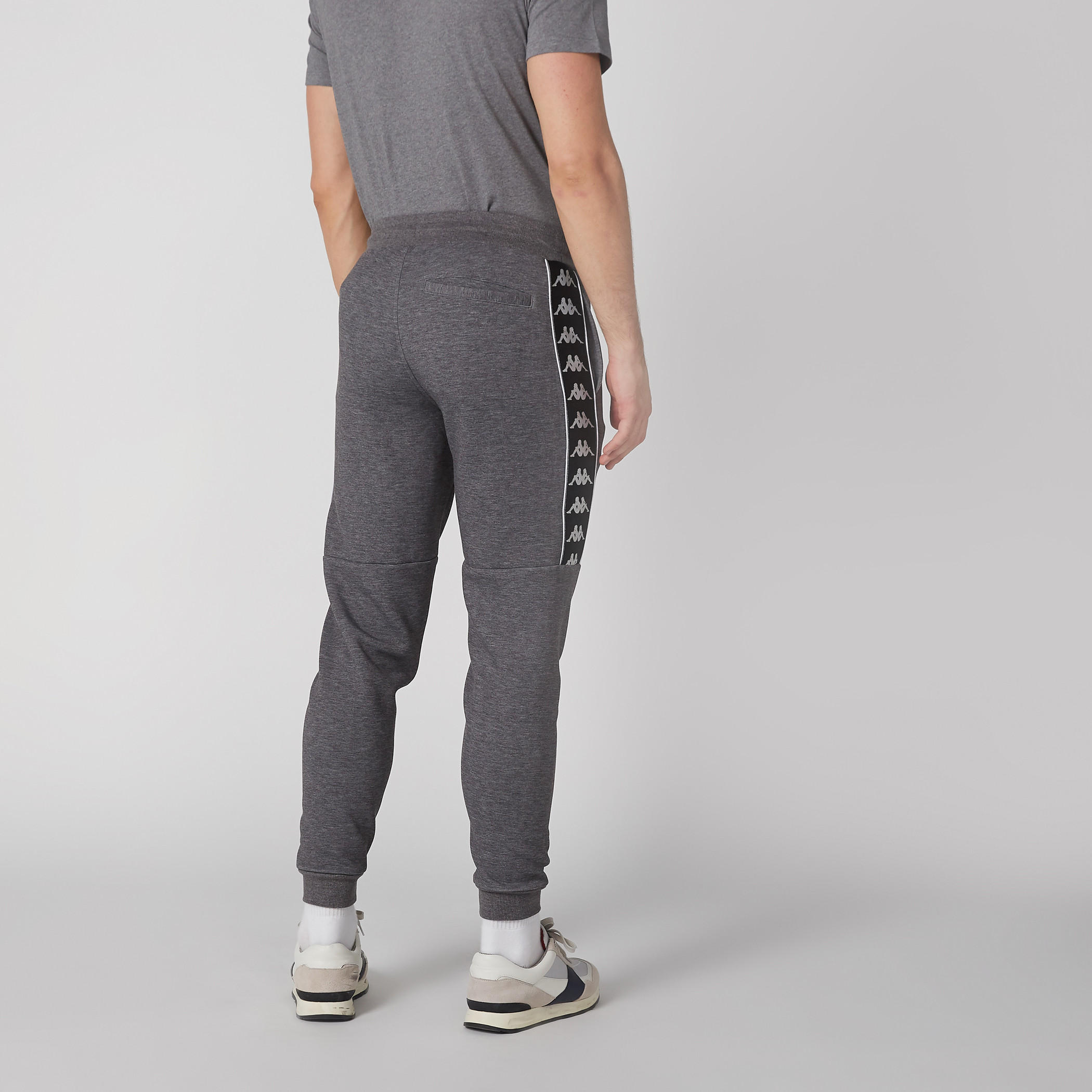 بنطال رياضي برباط وجيوب من كابا-men-clothing-bottoms-joggers-image-5