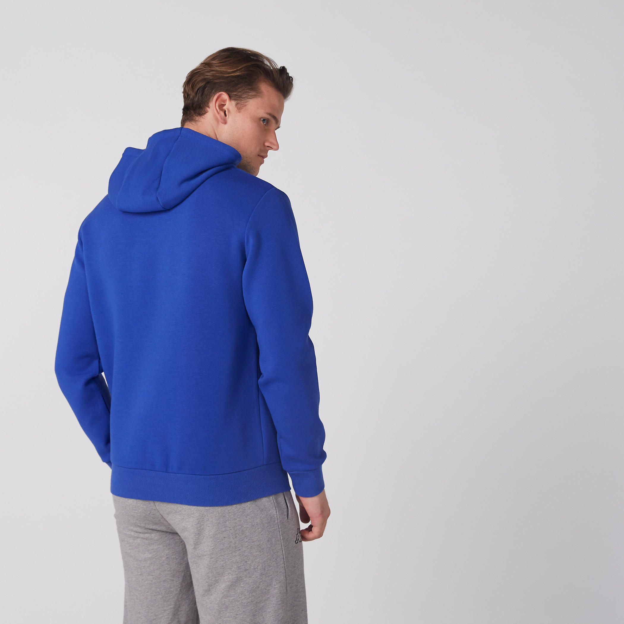 سويت شيرت بقبعة وأكمام طويلة وطبعات من كابا-men-winterwear-hoodiesandsweatshirts-image-4