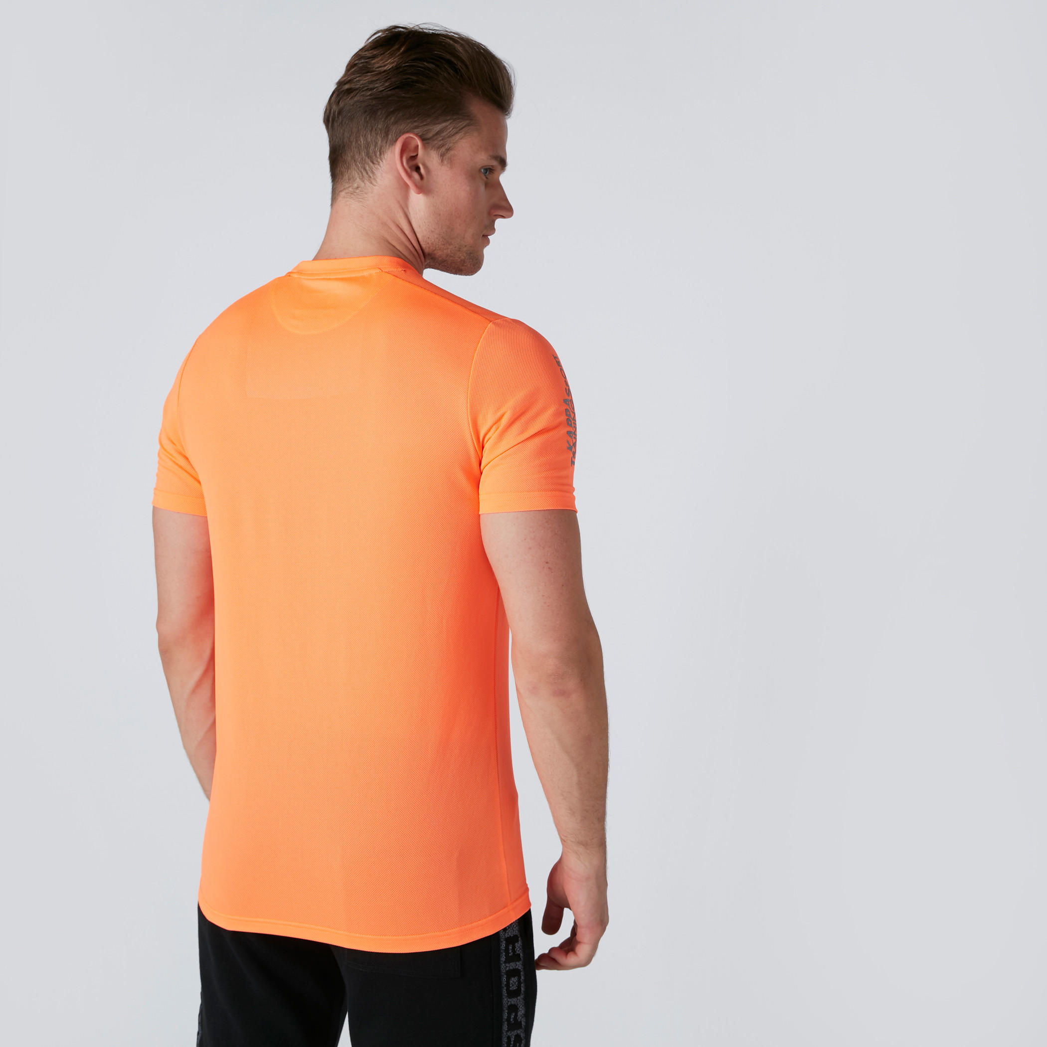 تيشيرت بأكمام قصيرة وطبعات من كابا-men-clothing-sportswearandactivewear-tshirtsandpolos-image-3