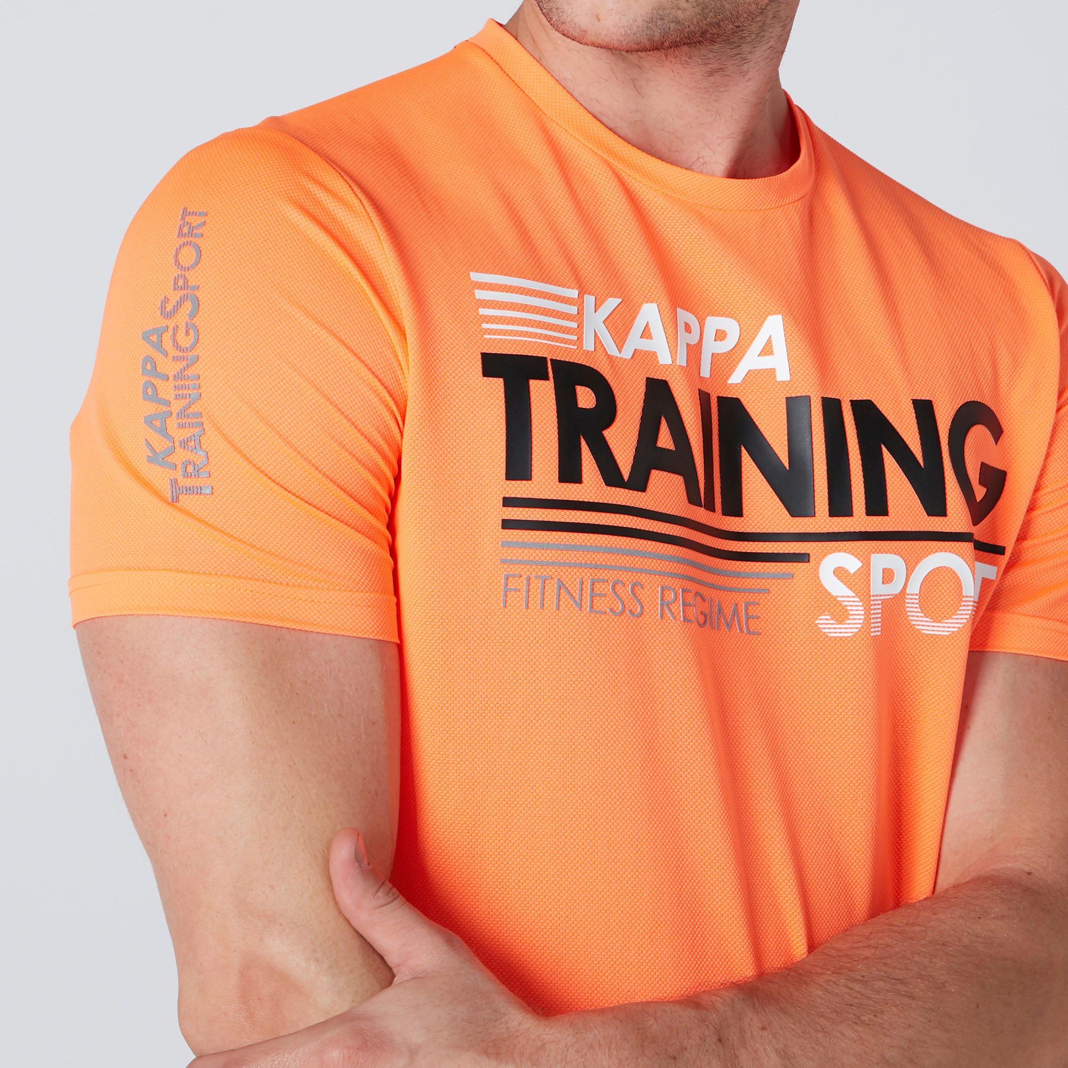 تيشيرت بأكمام قصيرة وطبعات من كابا-men-clothing-sportswearandactivewear-tshirtsandpolos-image-1