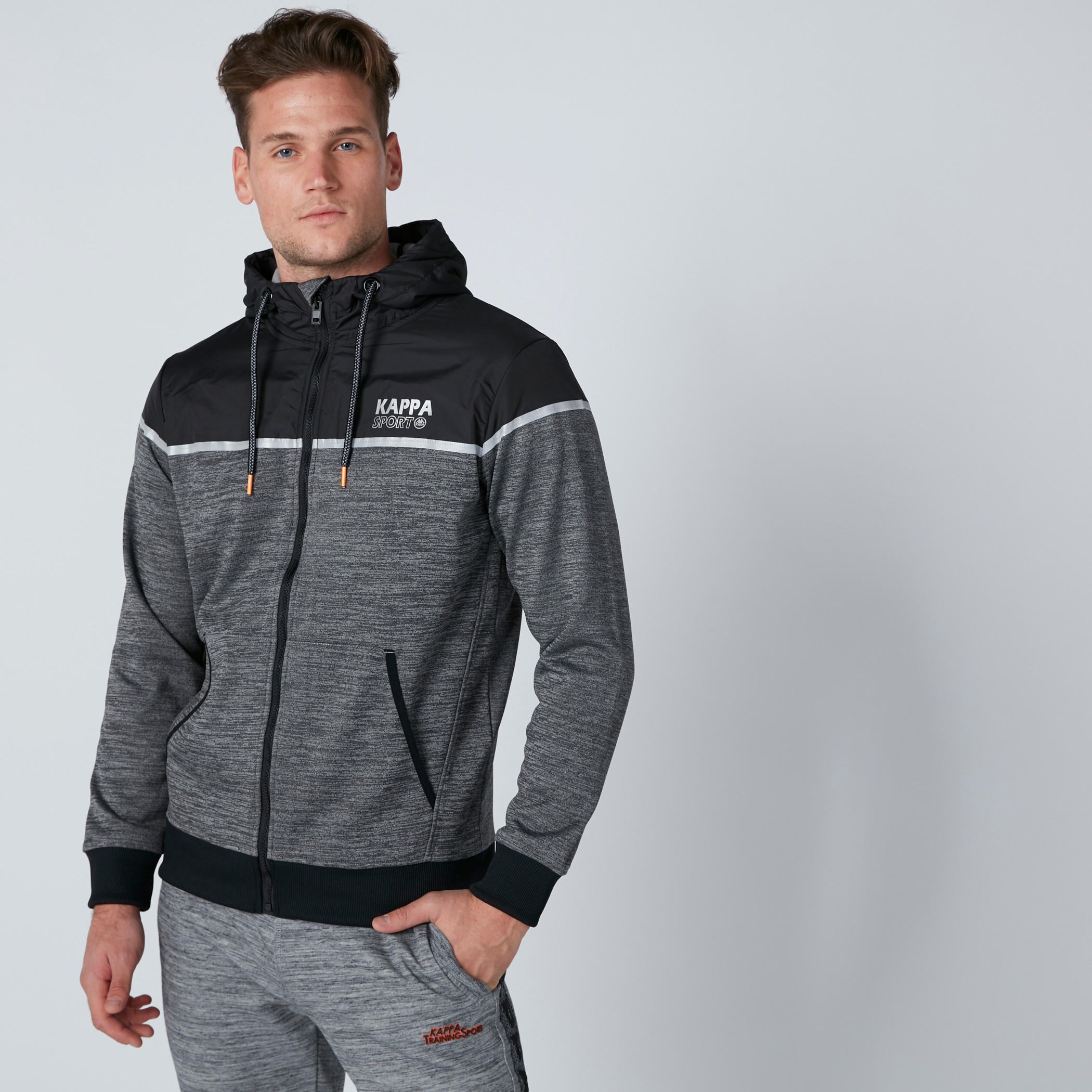 جاكيت بقبّعة بأكمام طويلة وجيوب من كابا-men-winterwear-hoodiesandsweatshirts-image-1