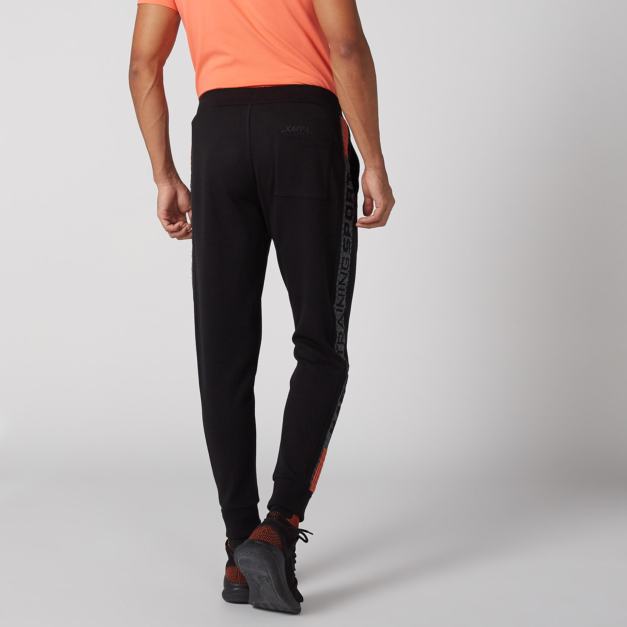 بنطال رياضي برباط وجيوب وطبعات من كابا-men-clothing-sportswearandactivewear-bottoms-image-5