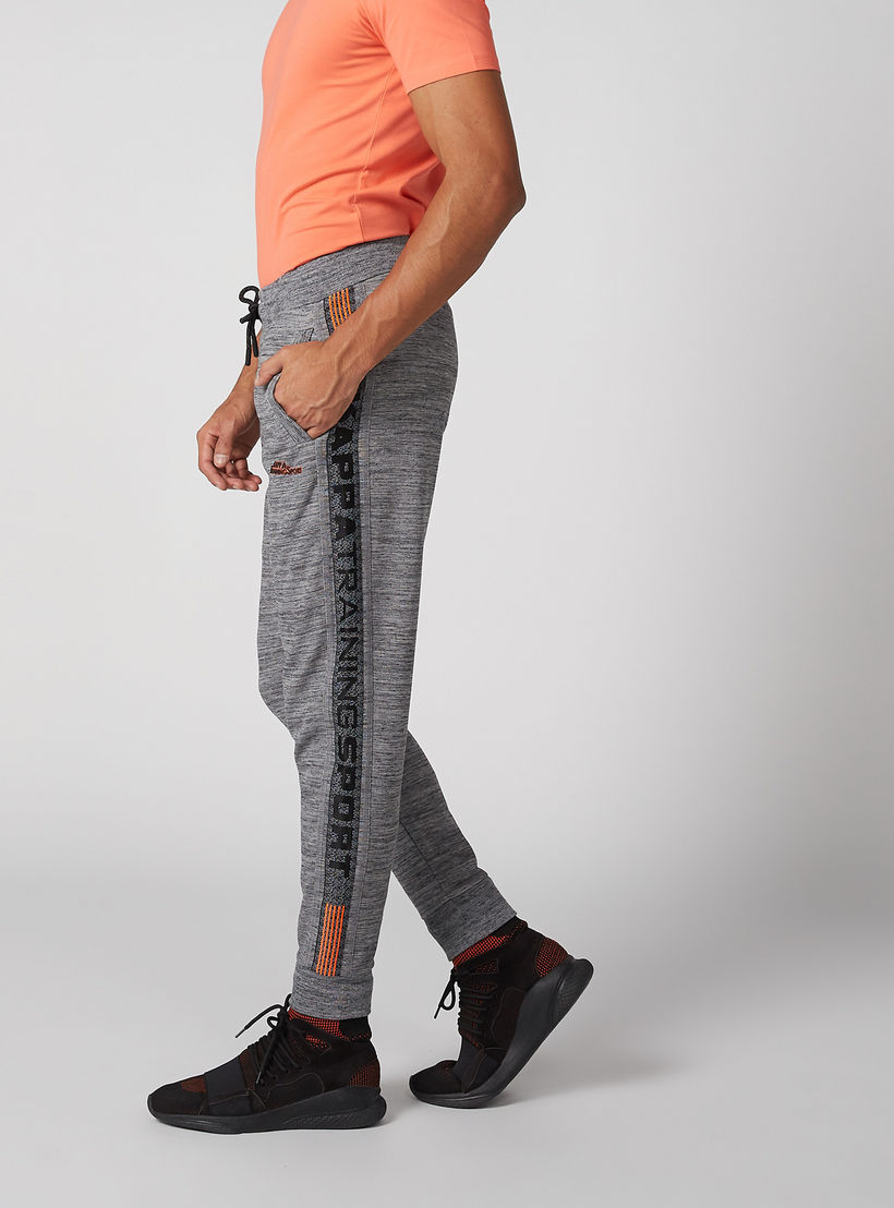 بنطال رياضي بطبعات ميلانج وجيوب من كابا-men-clothing-sportswearandactivewear-bottoms-image-3