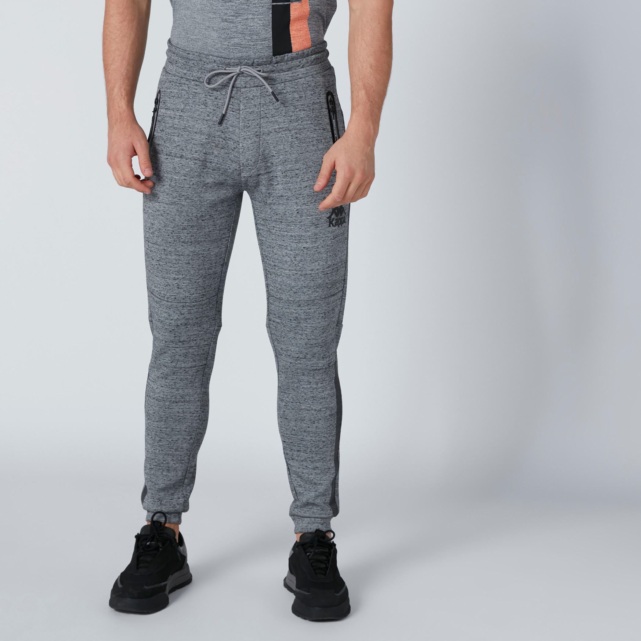 بنطال رياضي برباط وجيوب من كابا-men-clothing-sportswearandactivewear-bottoms-image-4