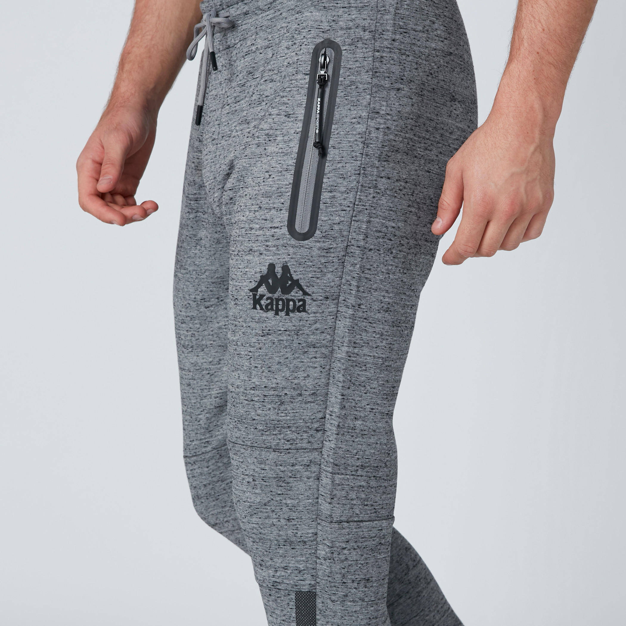 بنطال رياضي برباط وجيوب من كابا-men-clothing-sportswearandactivewear-bottoms-image-5