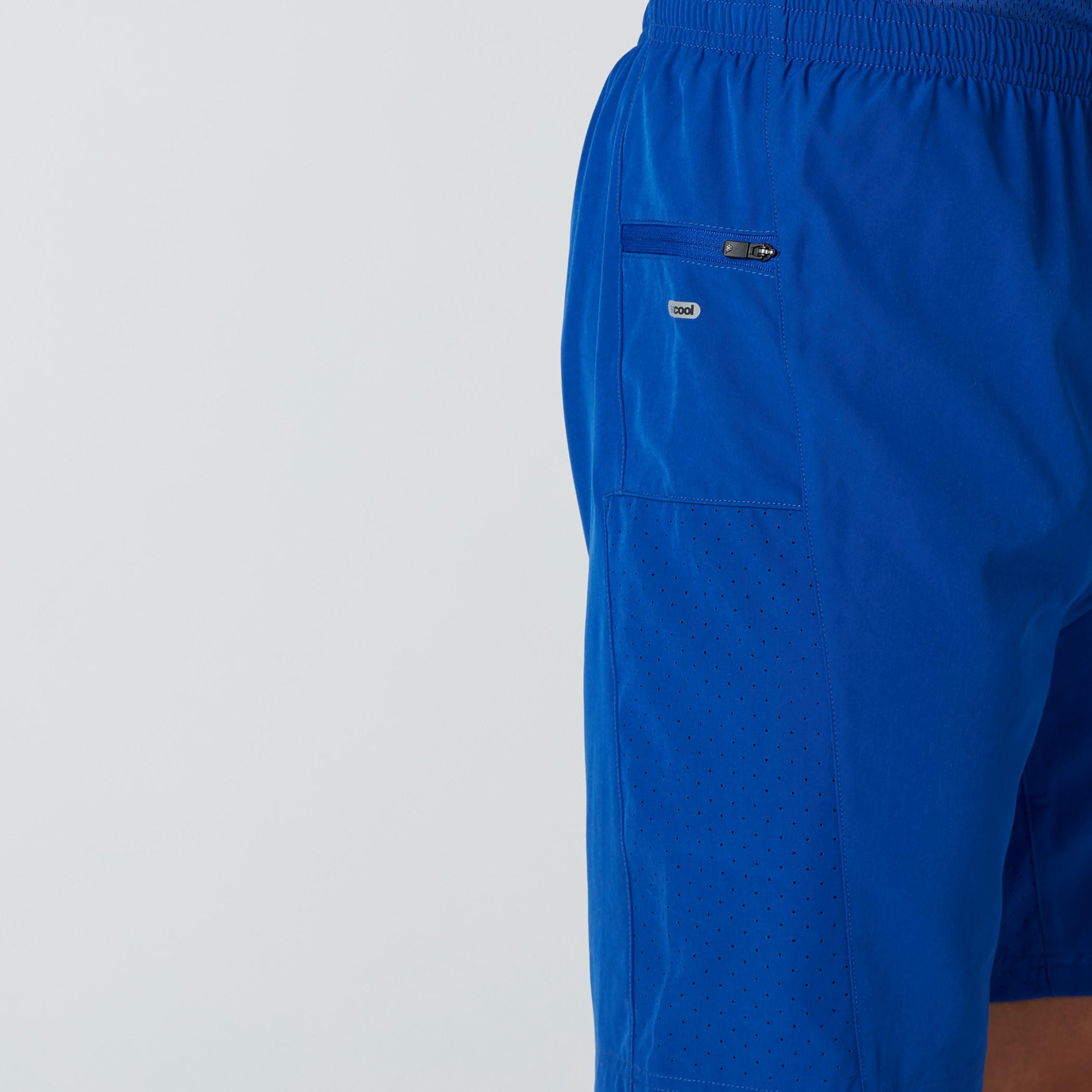 شورت بجيوب وخصر متوسط الارتفاع من كابا-men-clothing-sportswearandactivewear-bottoms-image-4