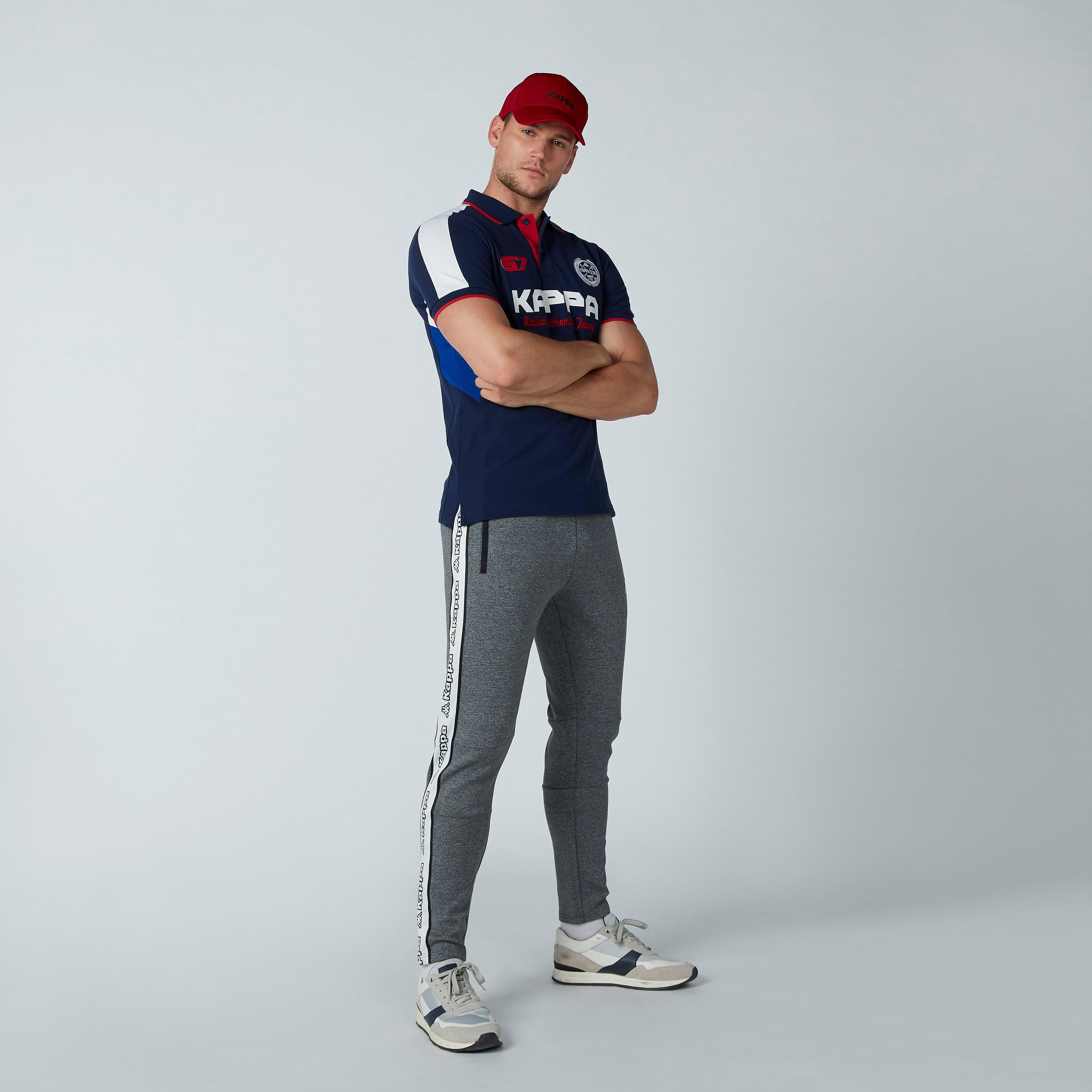 تيشيرت بياقة بولو وأكمام قصيرة وطبعات من كابا-men-clothing-sportswearandactivewear-tshirtsandpolos-image-2