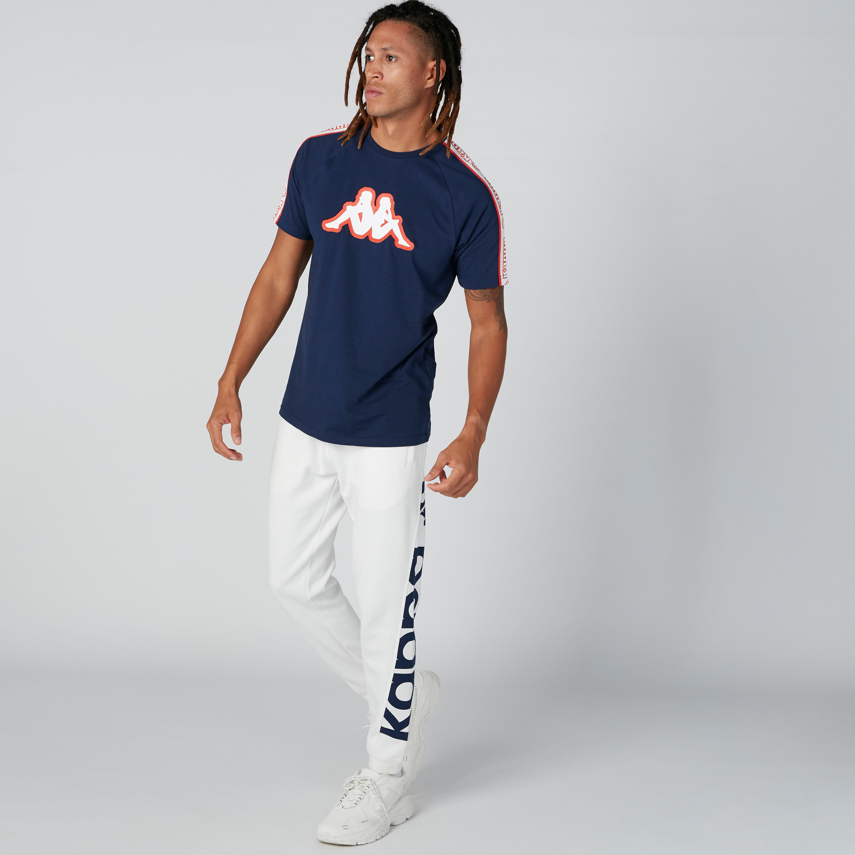 تيشيرت بأكمام مغايرة وطبعات من كابا-men-clothing-sportswearandactivewear-tshirtsandpolos-image-13