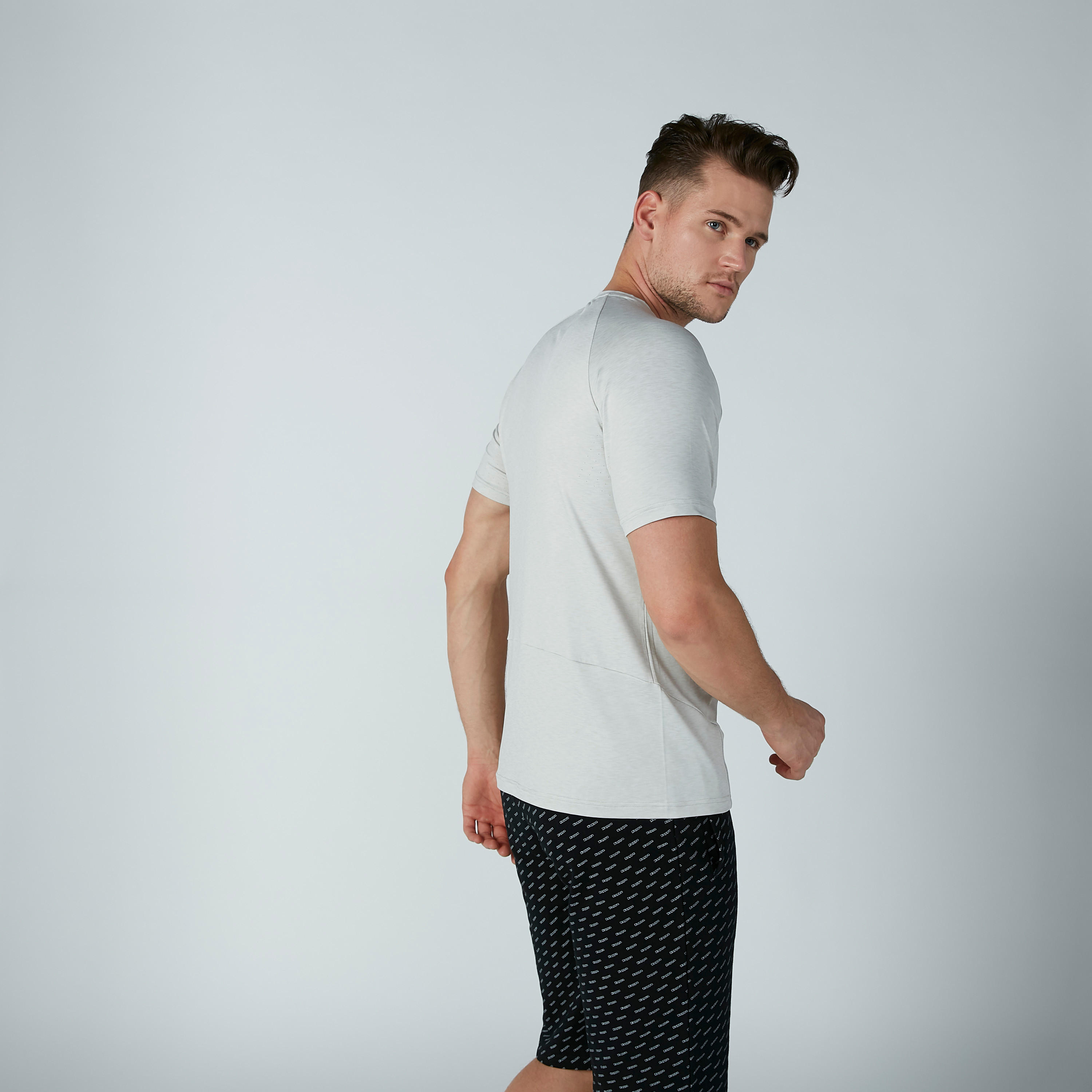 تيشيرت مستدام  سليم سادة بأكمام مغايرة من كابا -men-clothing-sportswearandactivewear-tshirtsandpolos-image-4