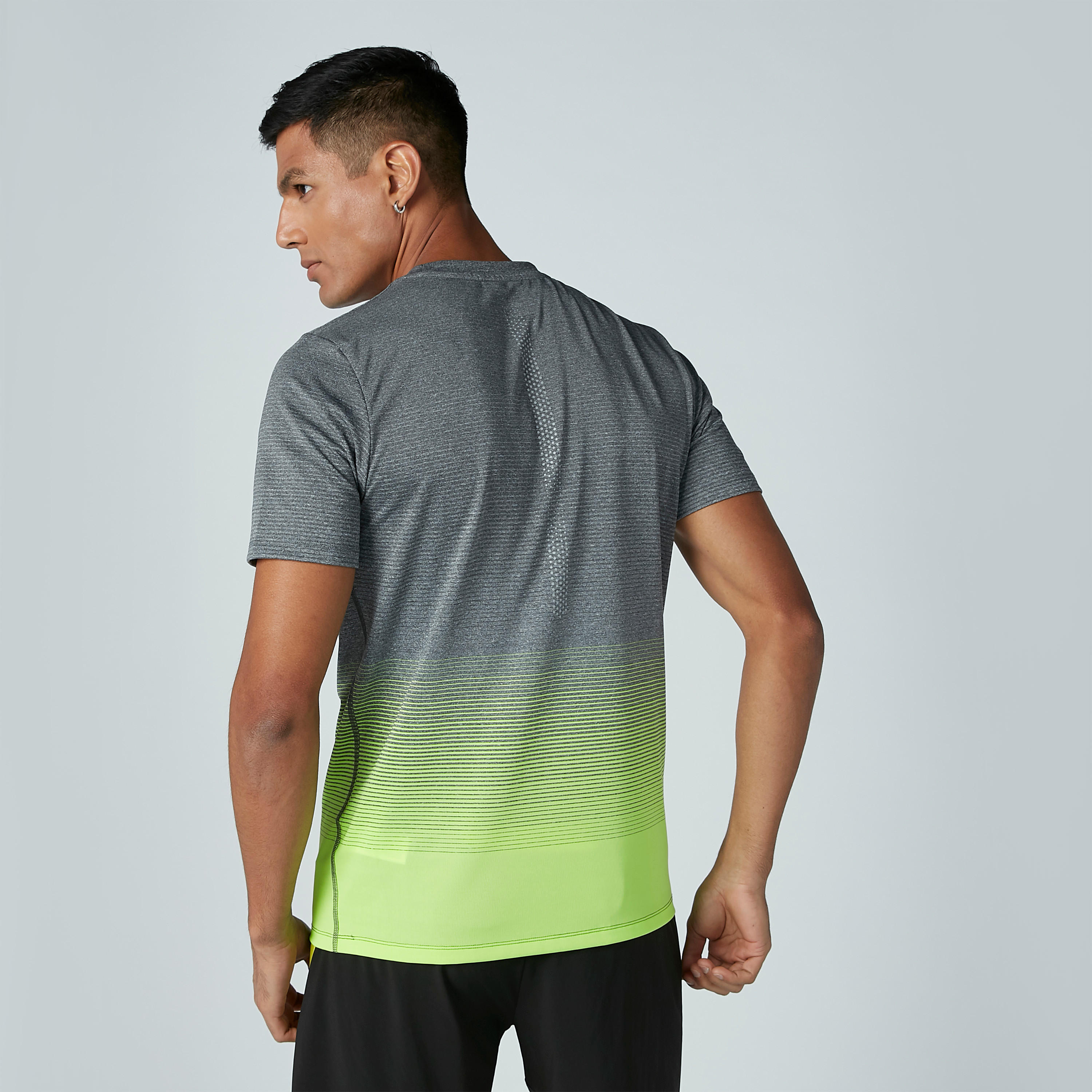 تيشيرت بياقة مستديرة وأكمام قصيرة من كابا-men-clothing-tshirtsandpolos-tshirts-image-4
