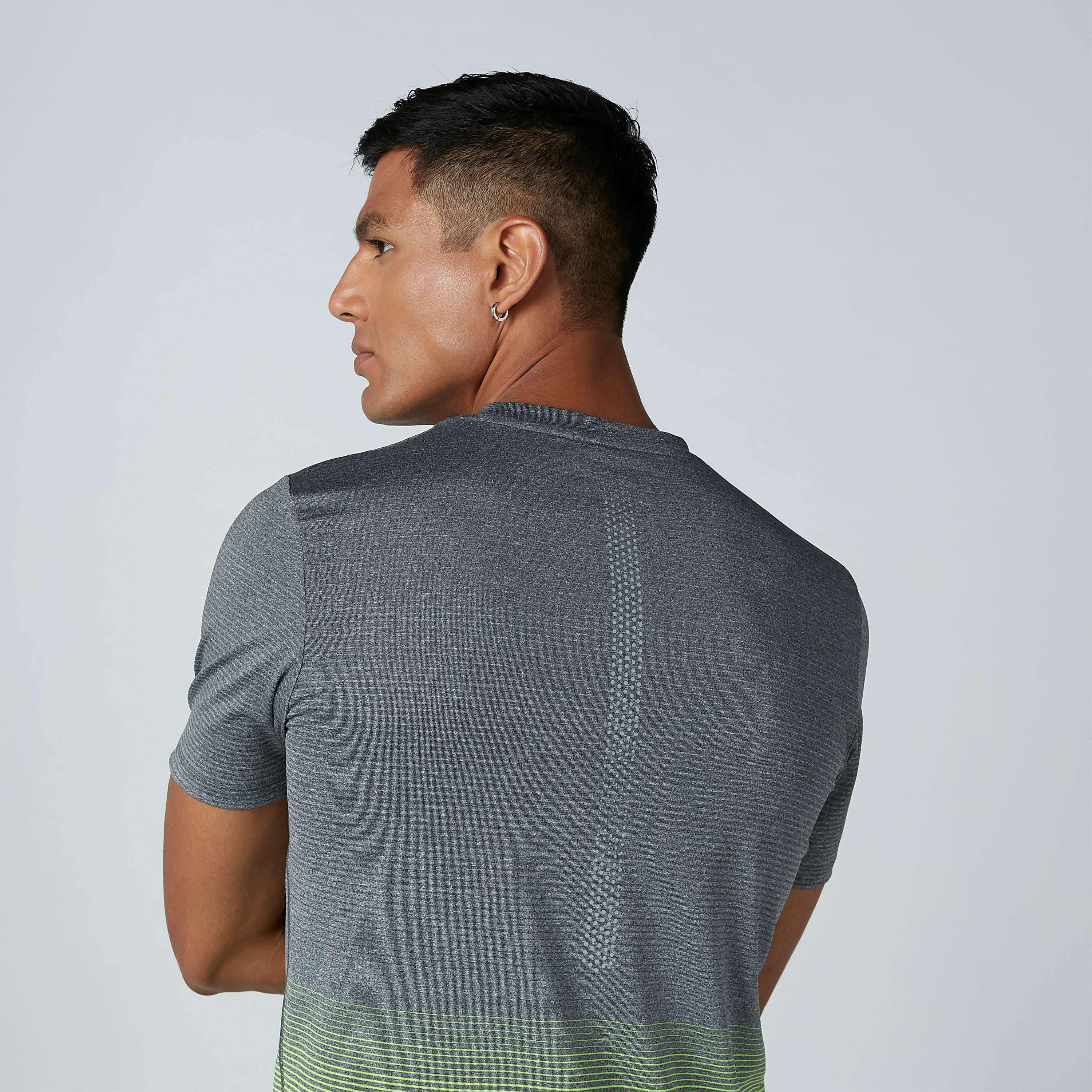 تيشيرت بياقة مستديرة وأكمام قصيرة من كابا-men-clothing-tshirtsandpolos-tshirts-image-6