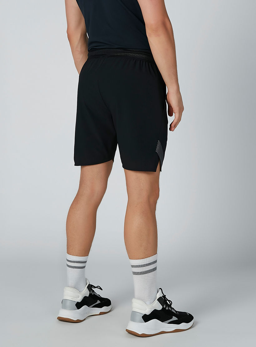 شورت بخصر مطاطي وجيوب وطبعات من كابا-men-clothing-bottoms-shorts-image-3