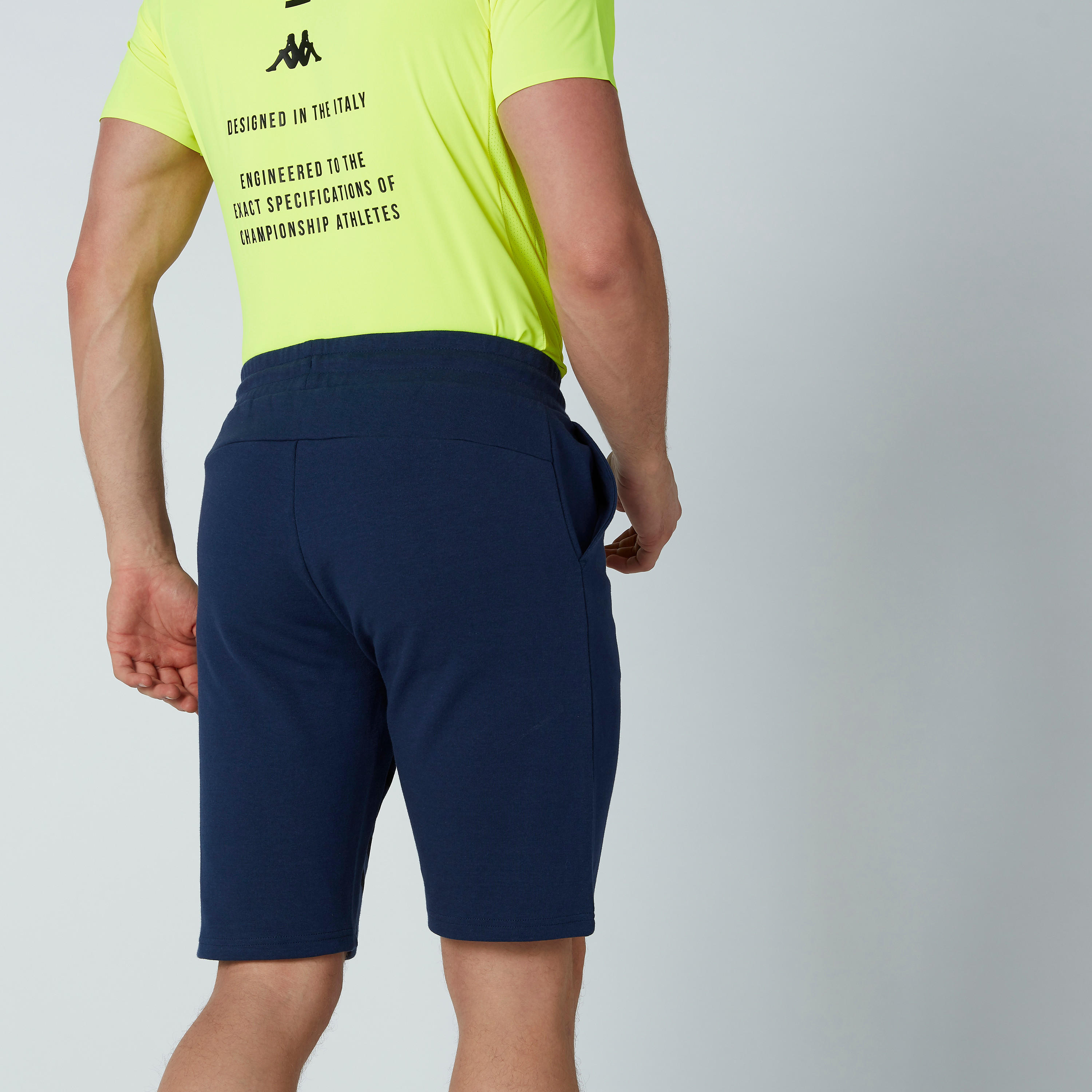 شورت برباط وجيوب وشريطة من كابا-men-clothing-sportswearandactivewear-bottoms-image-3