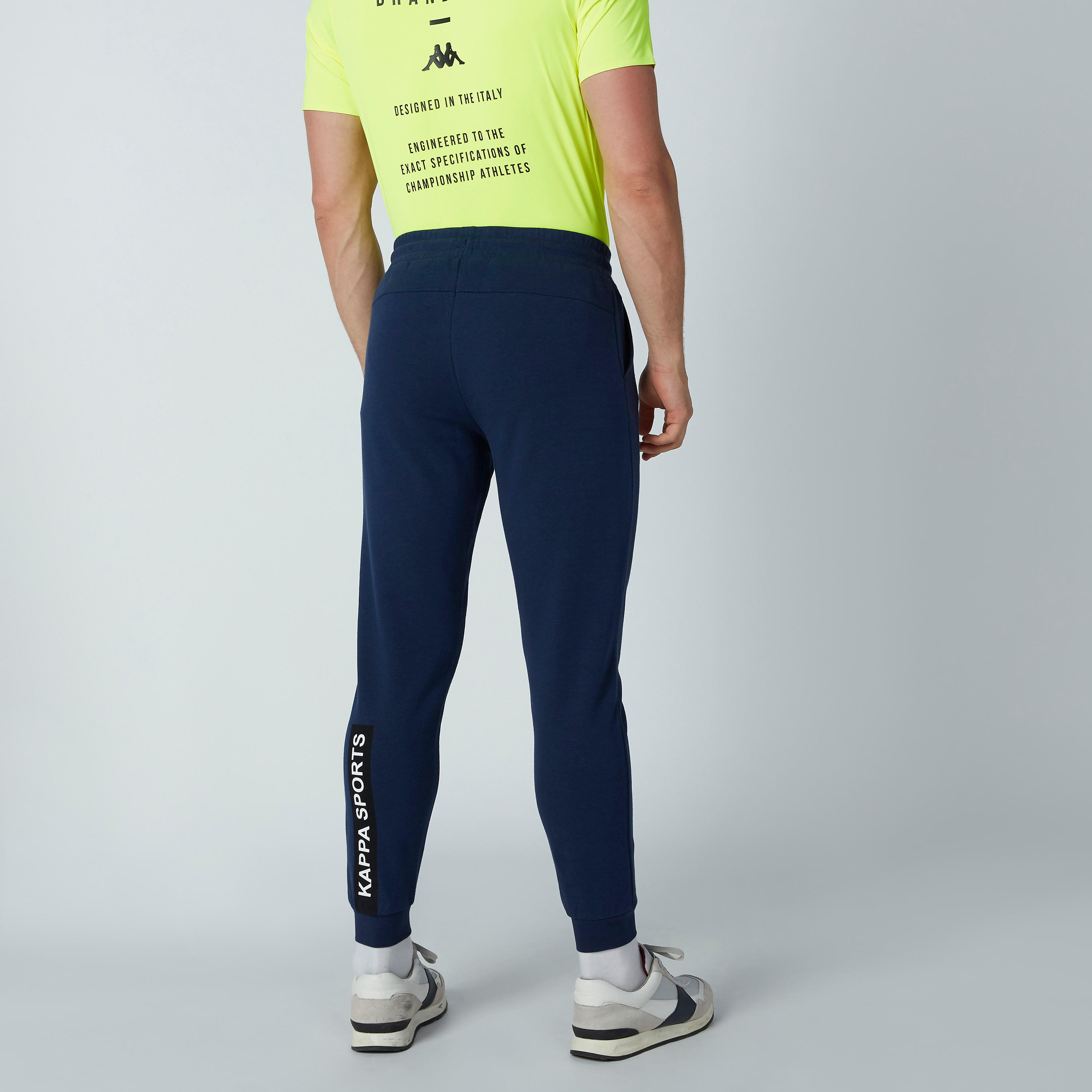 بنطال رياضي سادة طويل من كابا-men-clothing-sportswearandactivewear-bottoms-image-1