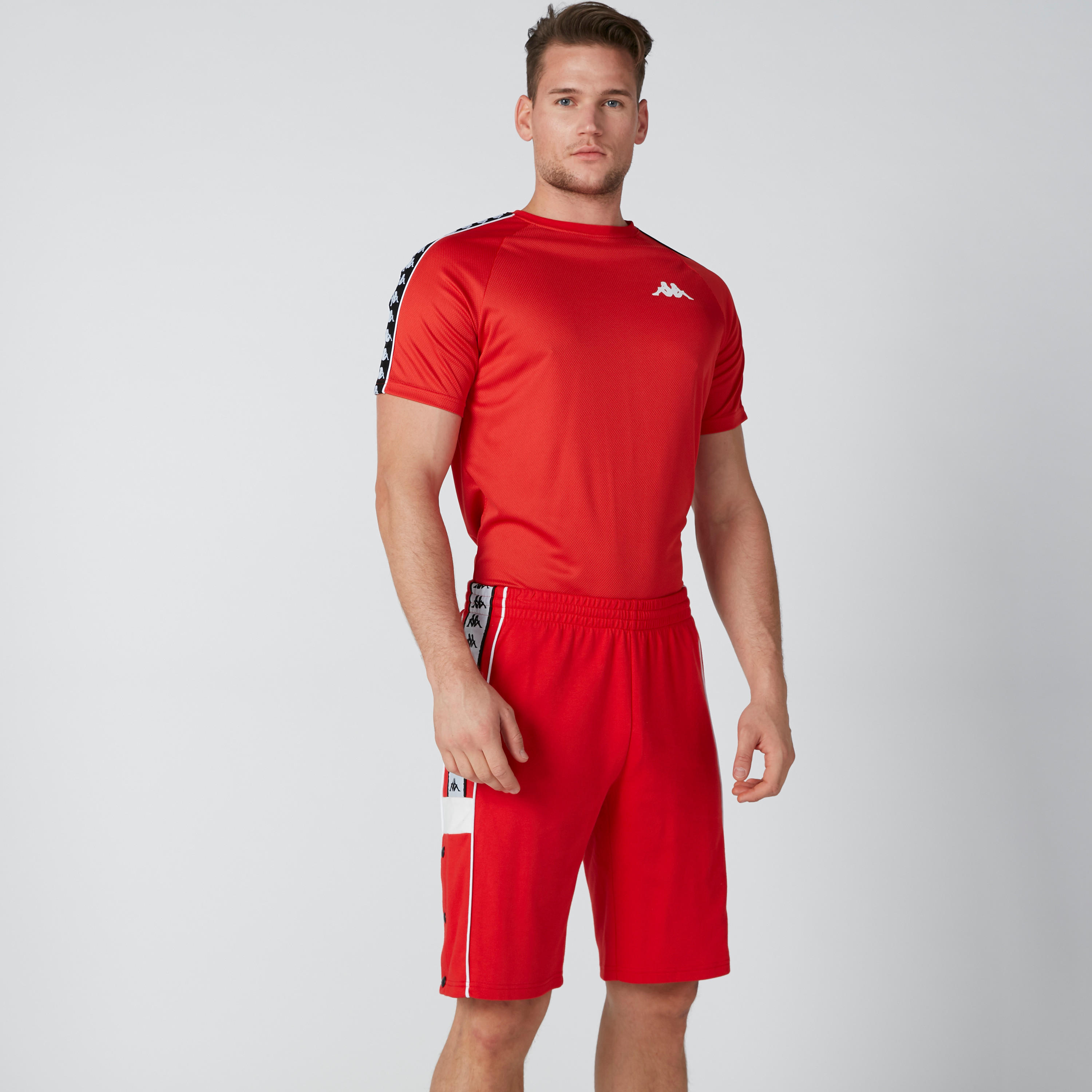 شورت بأزرار وشريطة من كابا-men-clothing-sportswearandactivewear-bottoms-image-1