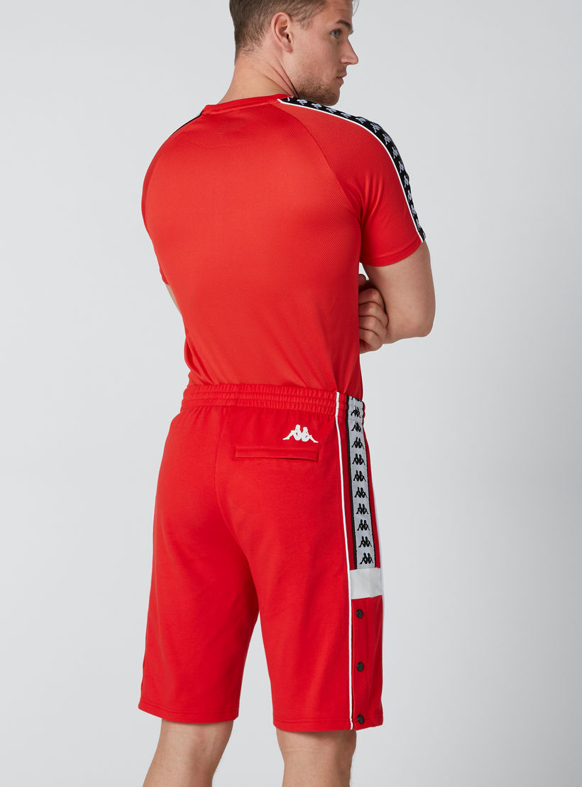 شورت بأزرار وشريطة من كابا-men-clothing-sportswearandactivewear-bottoms-image-2