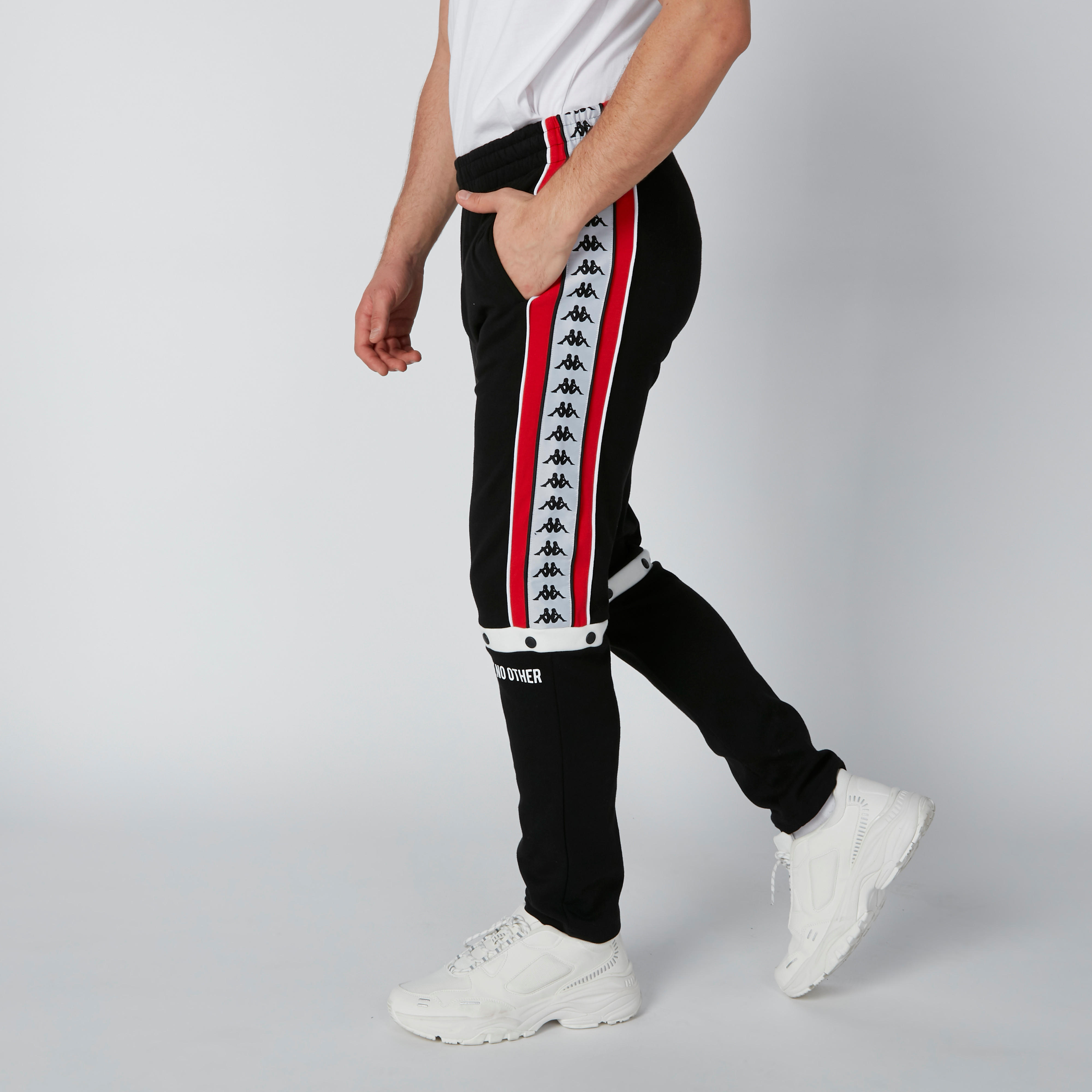 بنطال بأزرار وشريطة من كابا-men-clothing-sportswearandactivewear-bottoms-image-1