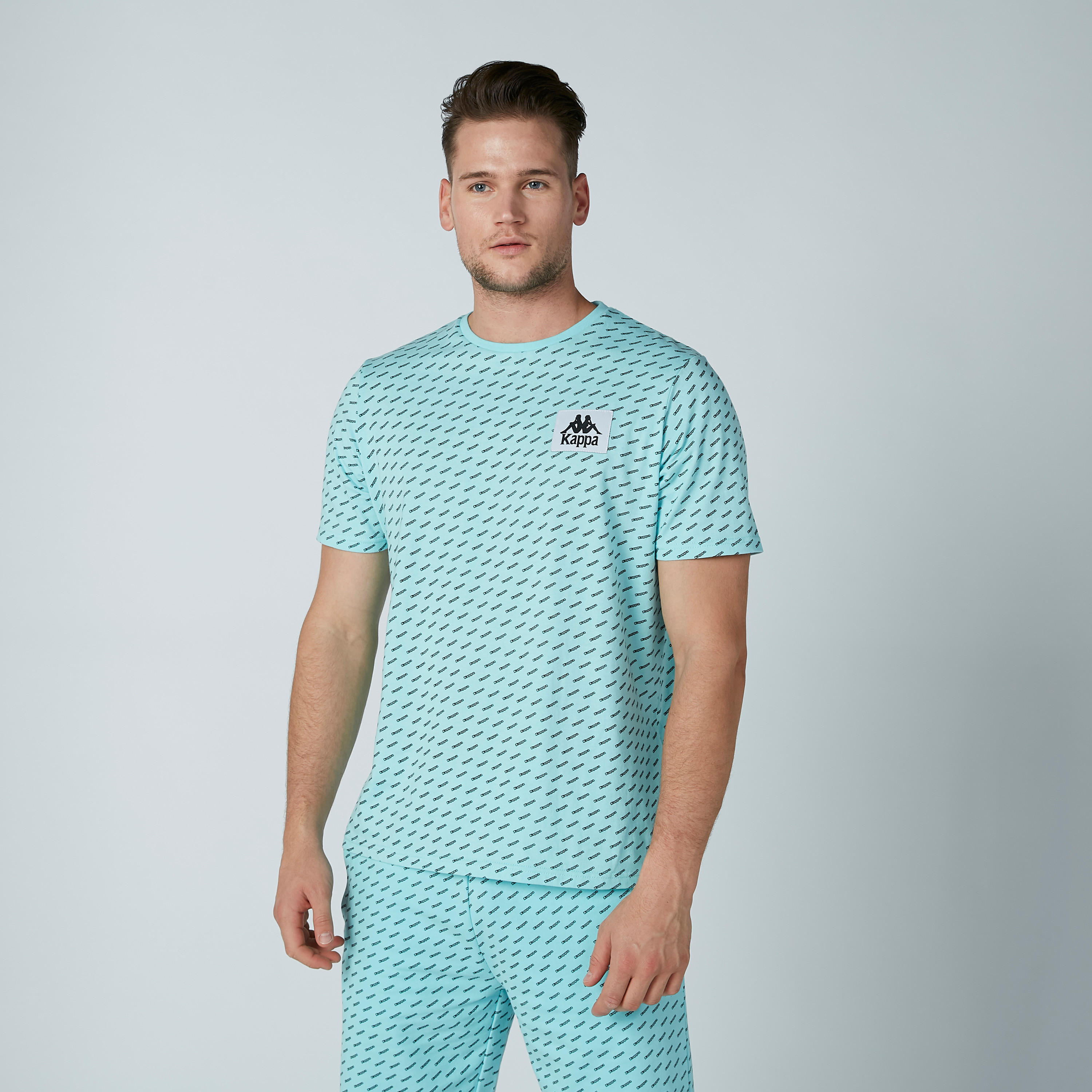 تيشيرت بياقة مستديرة وأكمام قصيرة وطبعات من كابا-men-clothing-tshirtsandpolos-tshirts-image-1