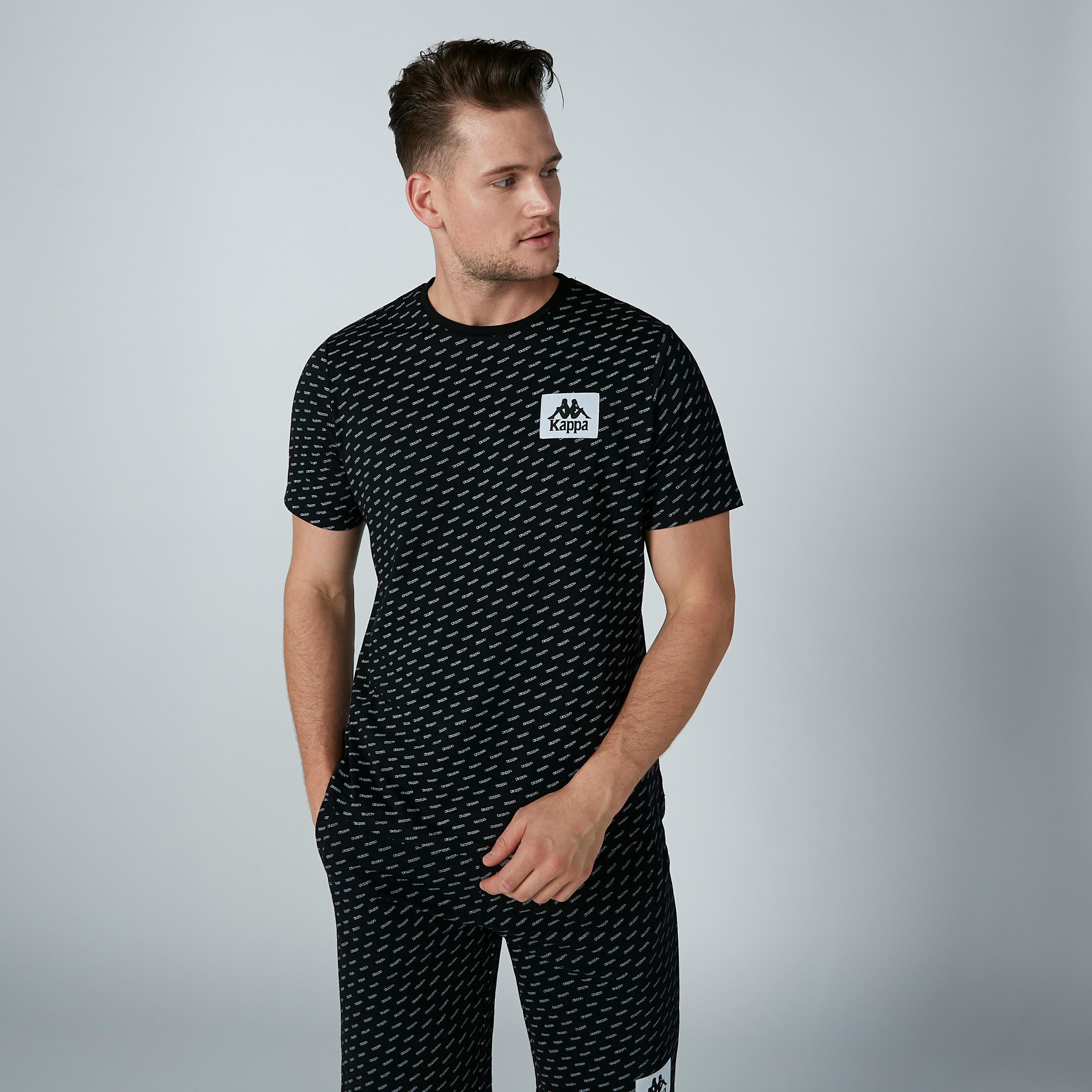 تيشيرت بأكمام قصيرة وطبعات من كابا-men-clothing-tshirtsandpolos-tshirts-image-3