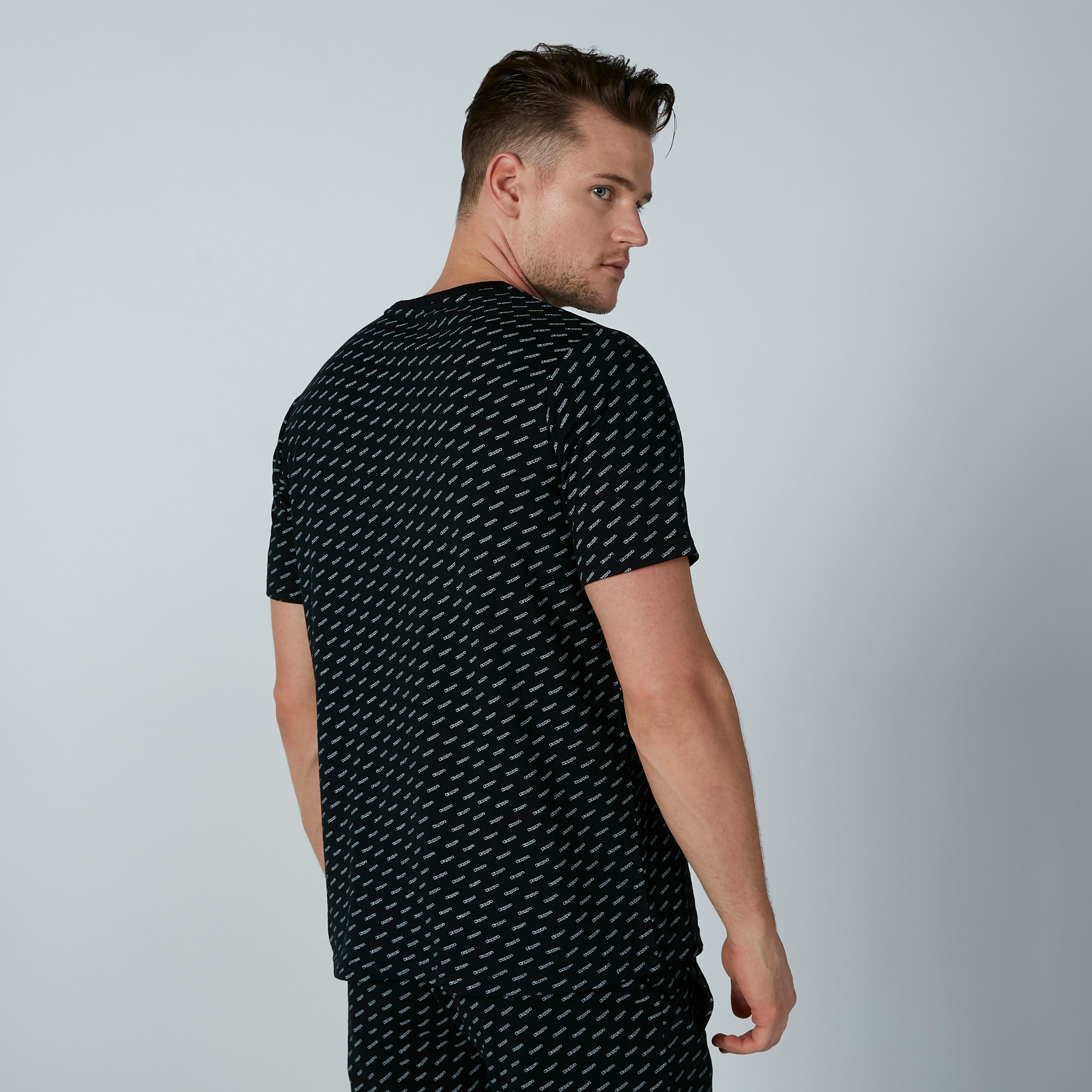 تيشيرت بأكمام قصيرة وطبعات من كابا-men-clothing-tshirtsandpolos-tshirts-image-5