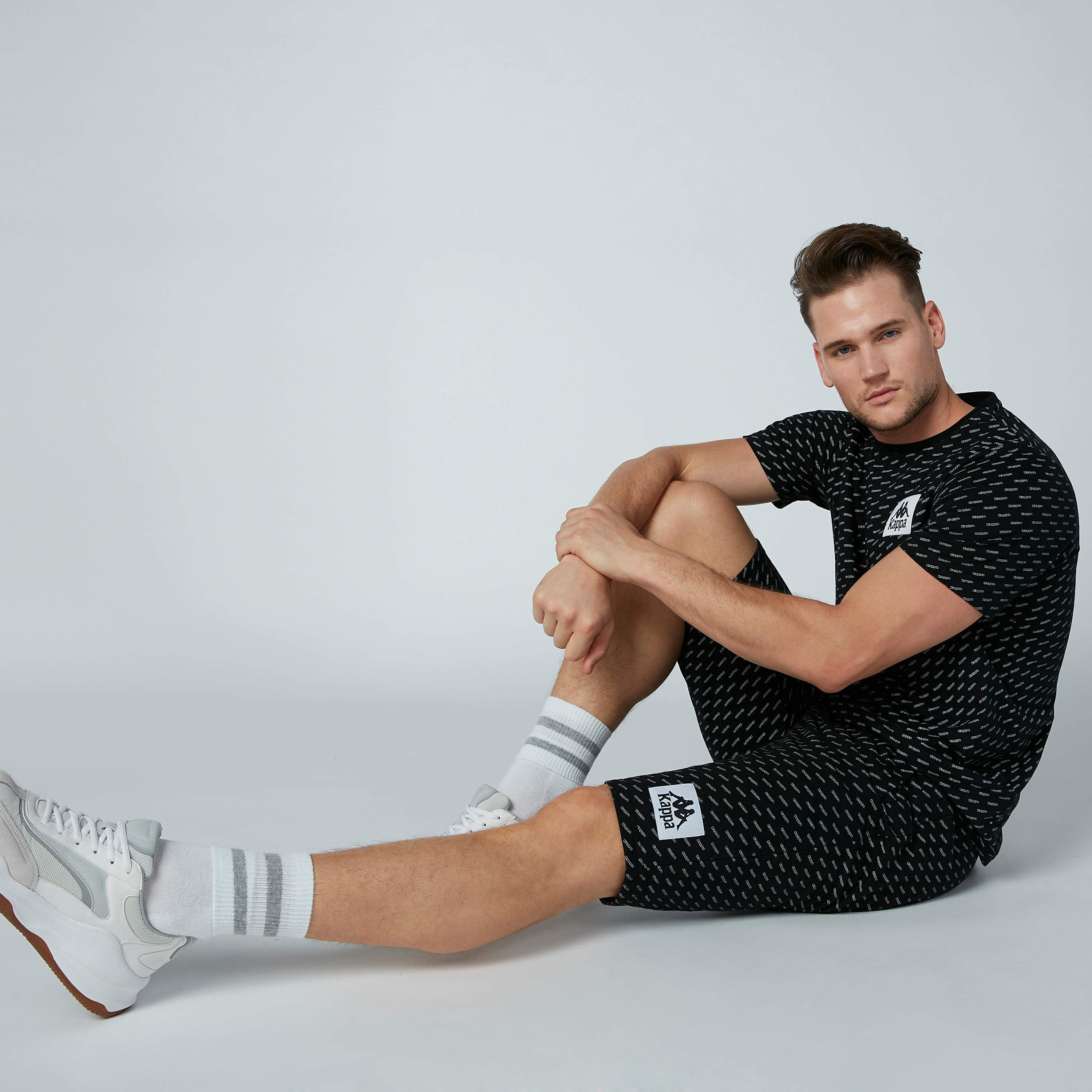 شورت بطبعات من كابا-men-clothing-bottoms-shorts-image-3