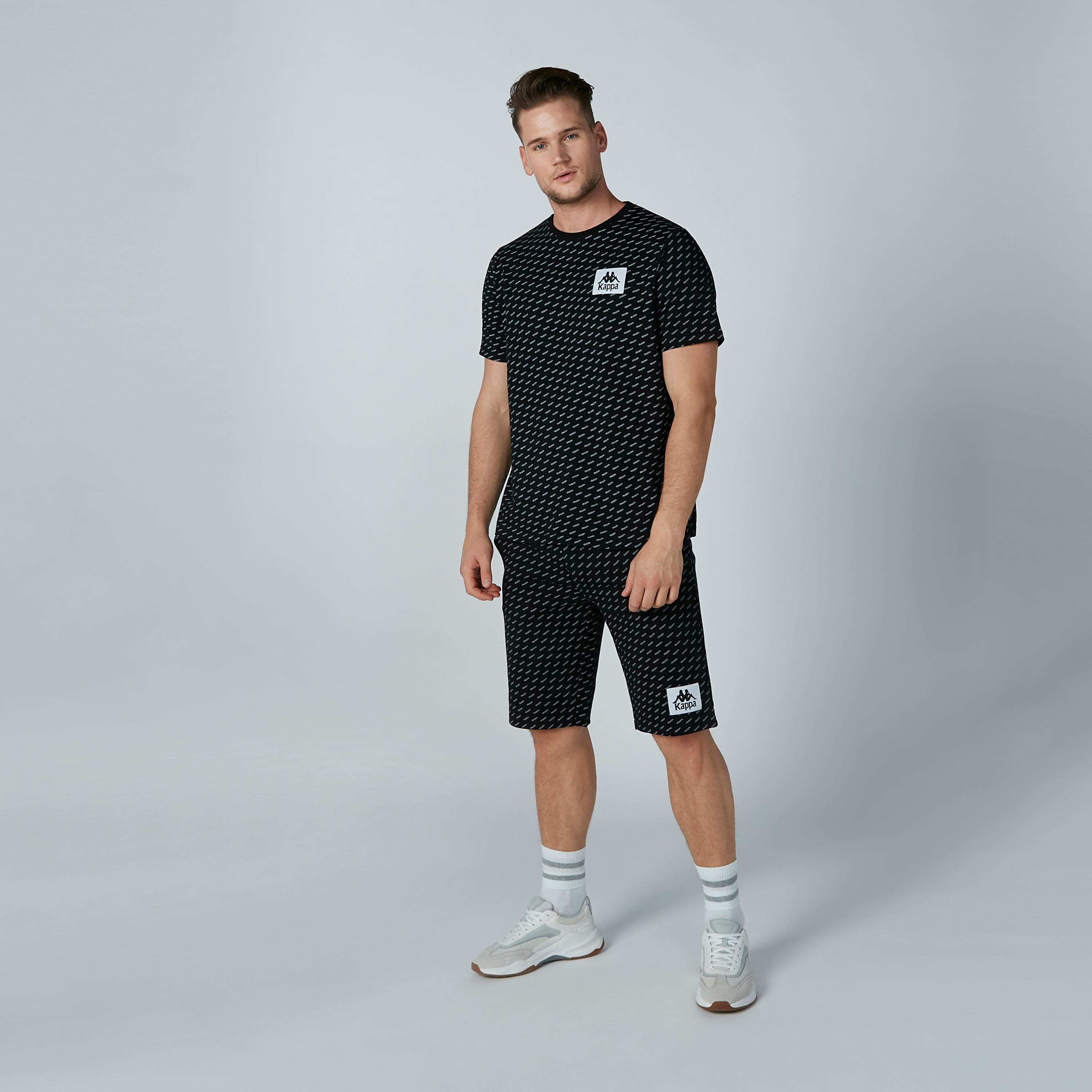 شورت بطبعات من كابا-men-clothing-bottoms-shorts-image-1