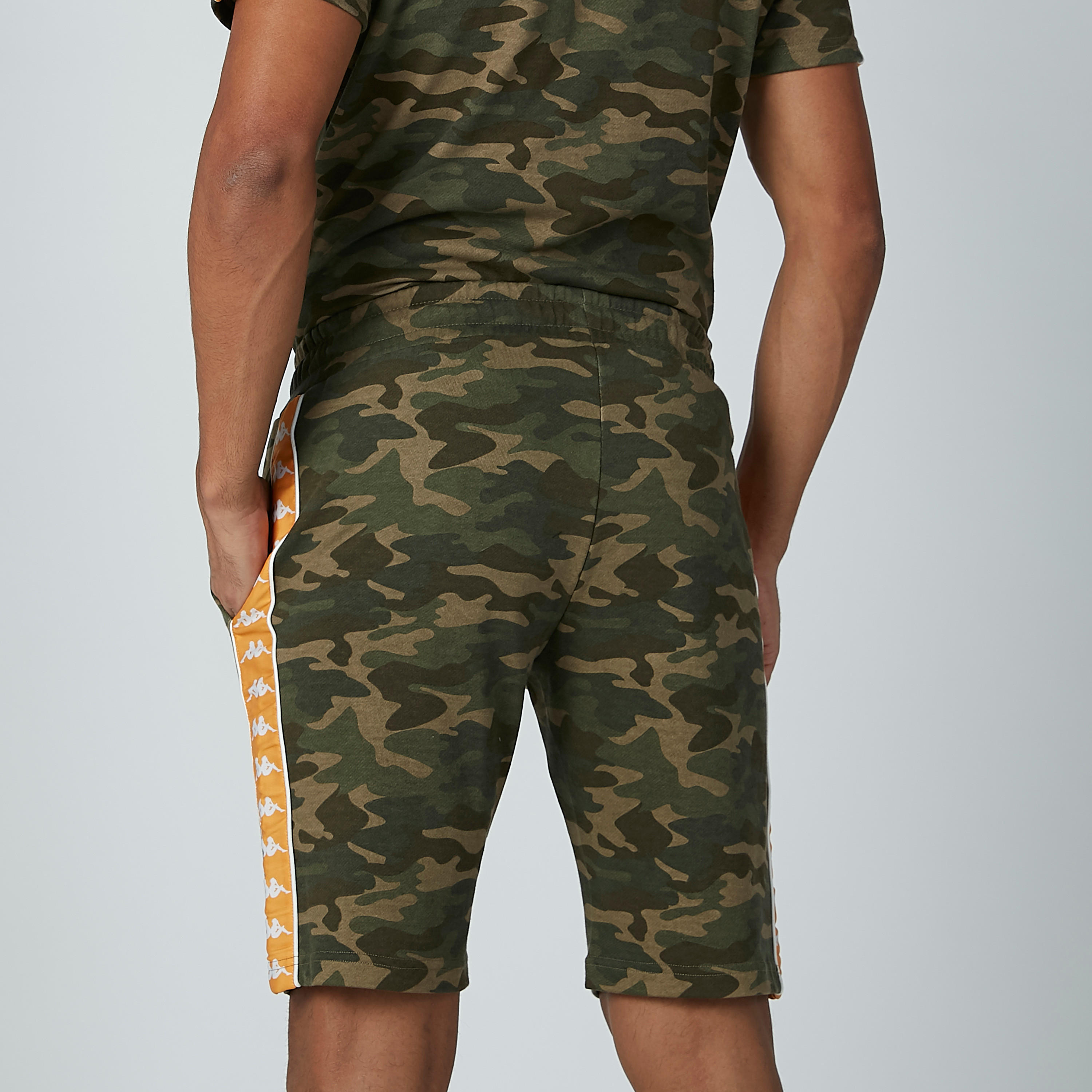 بنطال برباط وشريطة وطبعات من كابا-men-clothing-bottoms-shorts-image-3