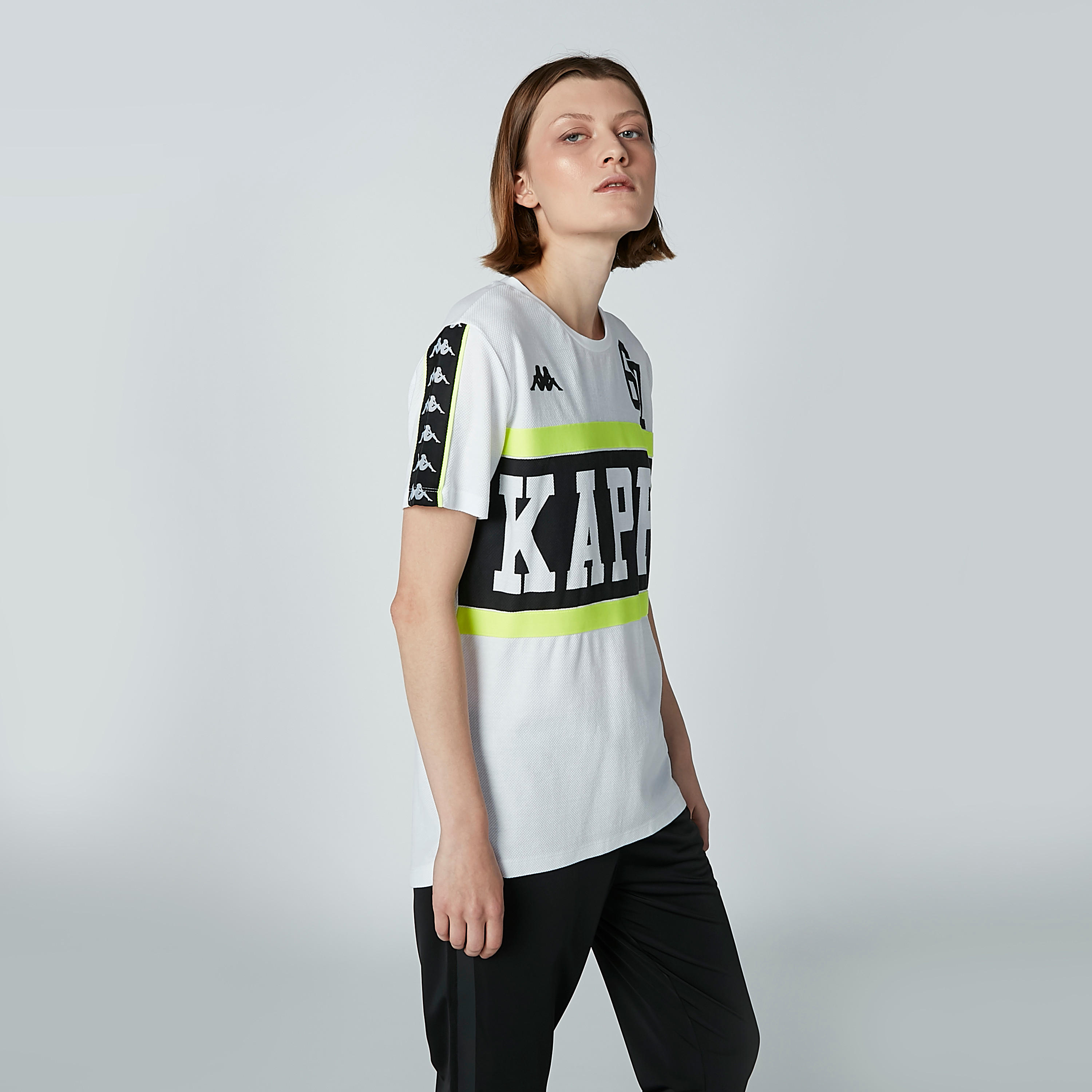 تيشيرت بياقة مستديرة وأكمام قصيرة وطبعات من كابا-women-clothing-sportswearandactivewear-tshirtsandvests-image-2