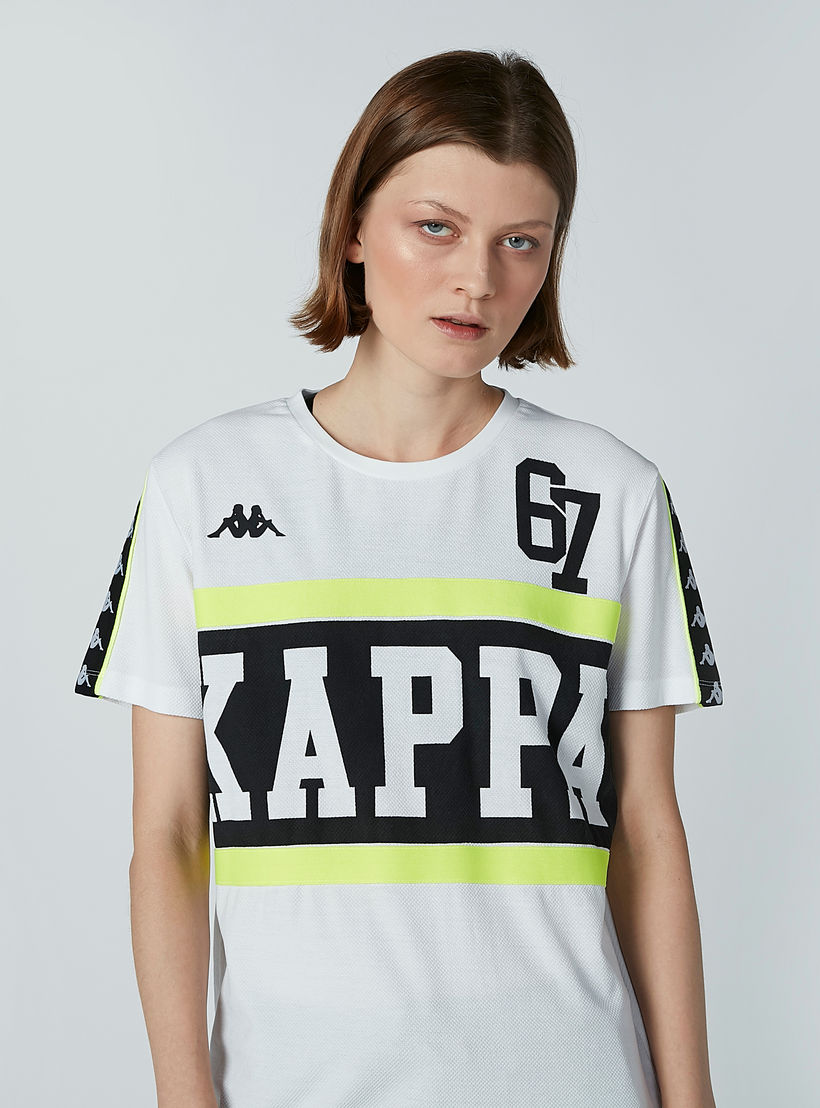 تيشيرت بياقة مستديرة وأكمام قصيرة وطبعات من كابا-women-clothing-sportswearandactivewear-tshirtsandvests-image-3
