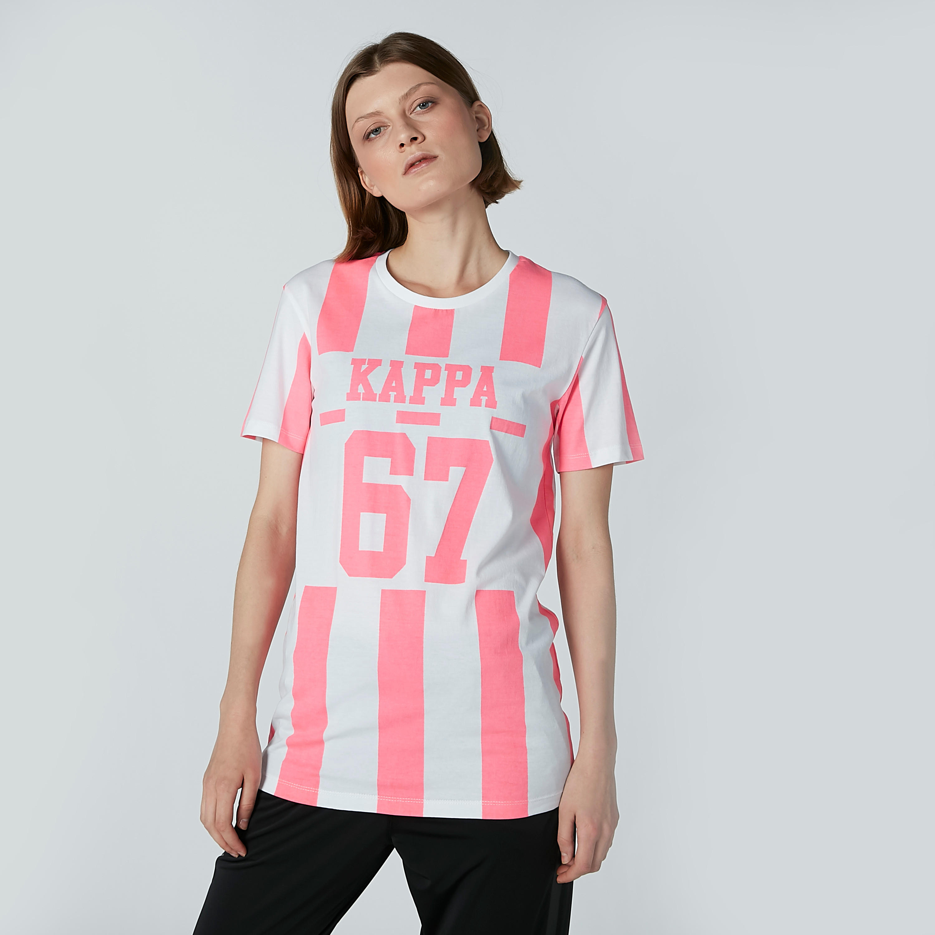 تيشيرت بياقة مستديرة وأكمام قصيرة وطبعات من كابا-women-clothing-tshirts-image-2