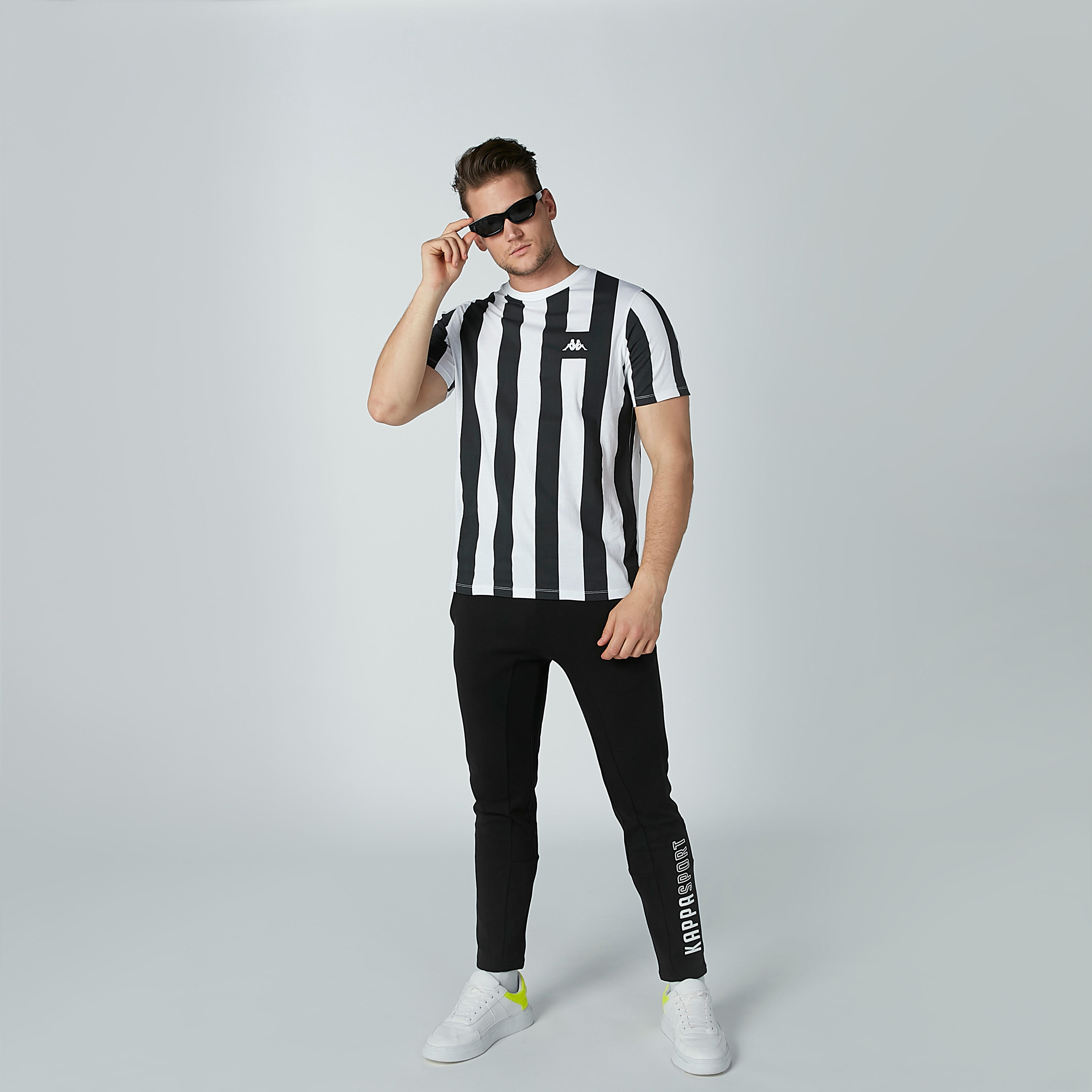 تيشيرت مقلّم بياقة مستديرة وأكمام قصيرة من كابا-men-clothing-tshirtsandpolos-tshirts-image-5