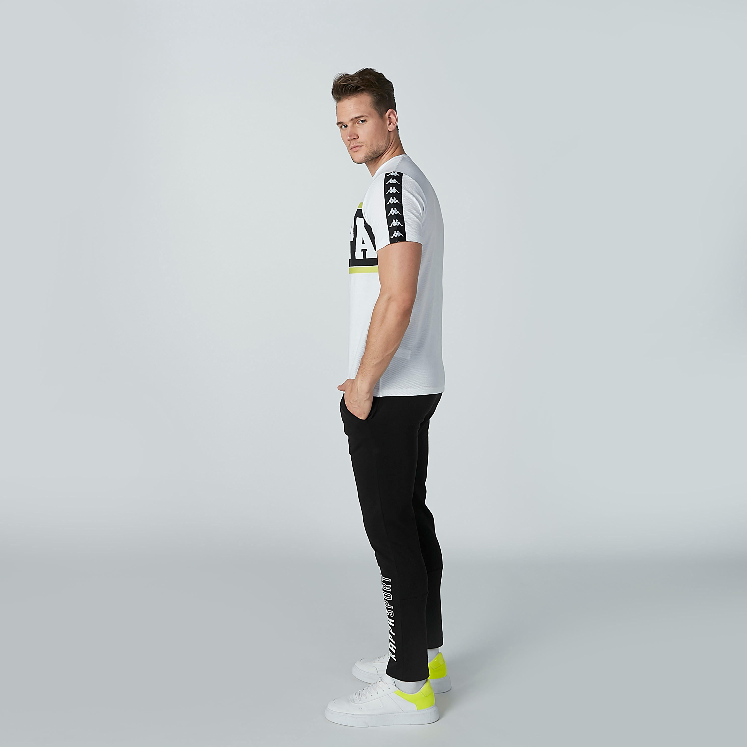 تيشيرت بأكمام قصيرة وشريطة وطبعات من كابا-men-clothing-tshirtsandpolos-tshirts-image-2