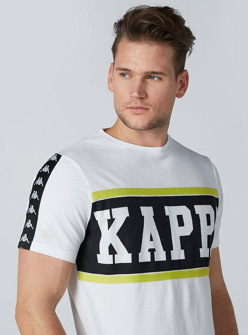 تيشيرت بأكمام قصيرة وشريطة وطبعات من كابا-men-clothing-tshirtsandpolos-tshirts-image-3