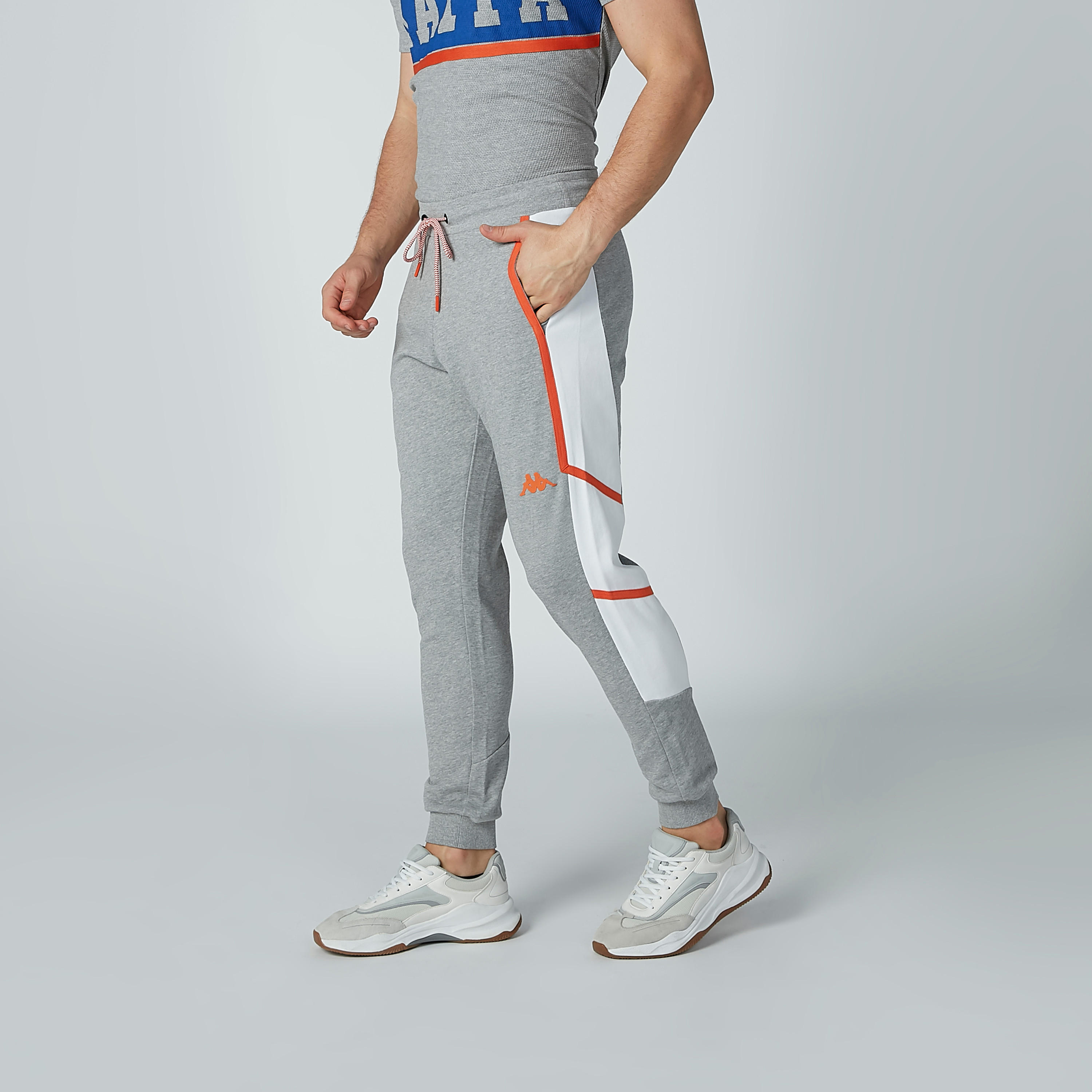 بنطال رياضي برباط وجيوب وشريطة من كابا-men-clothing-bottoms-joggers-image-1