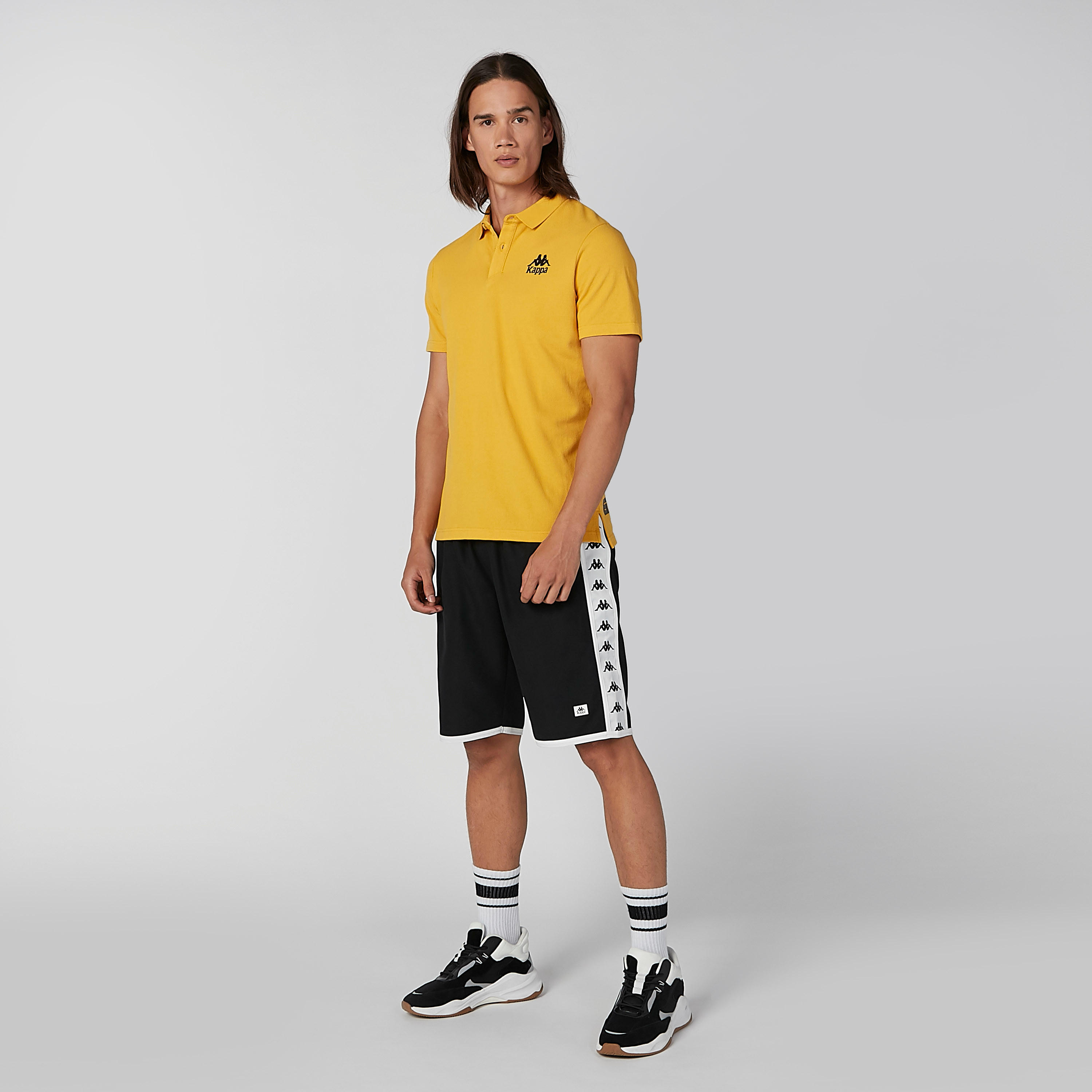 تيشيرت بياقة بولو وأكمام قصيرة وطبعات من كابا-men-clothing-tshirtsandpolos-polos-image-2