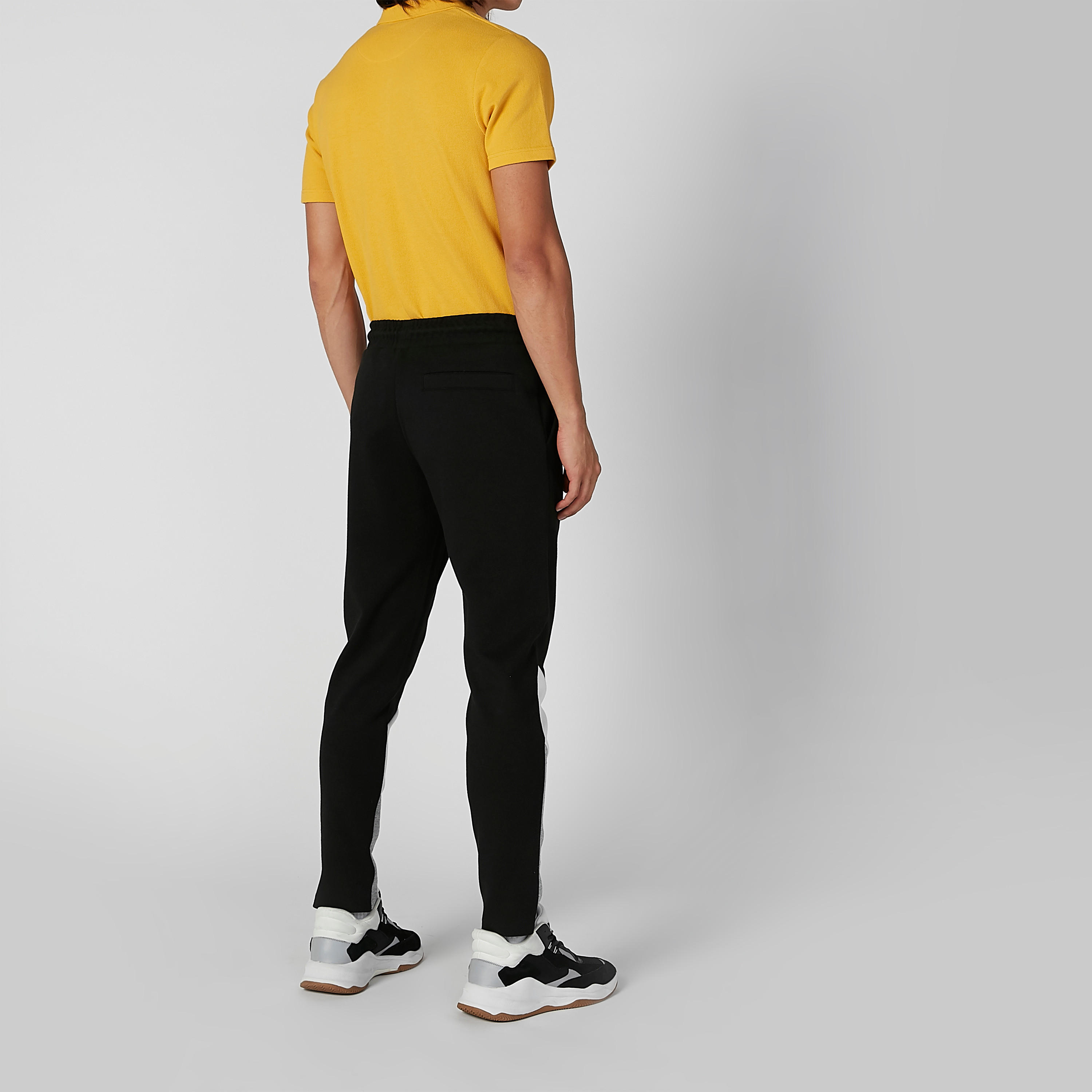 بنطال بنمط كتل الألوان برباط وجيوب من كابا-men-clothing-bottoms-trousersandchinos-trousers-image-3