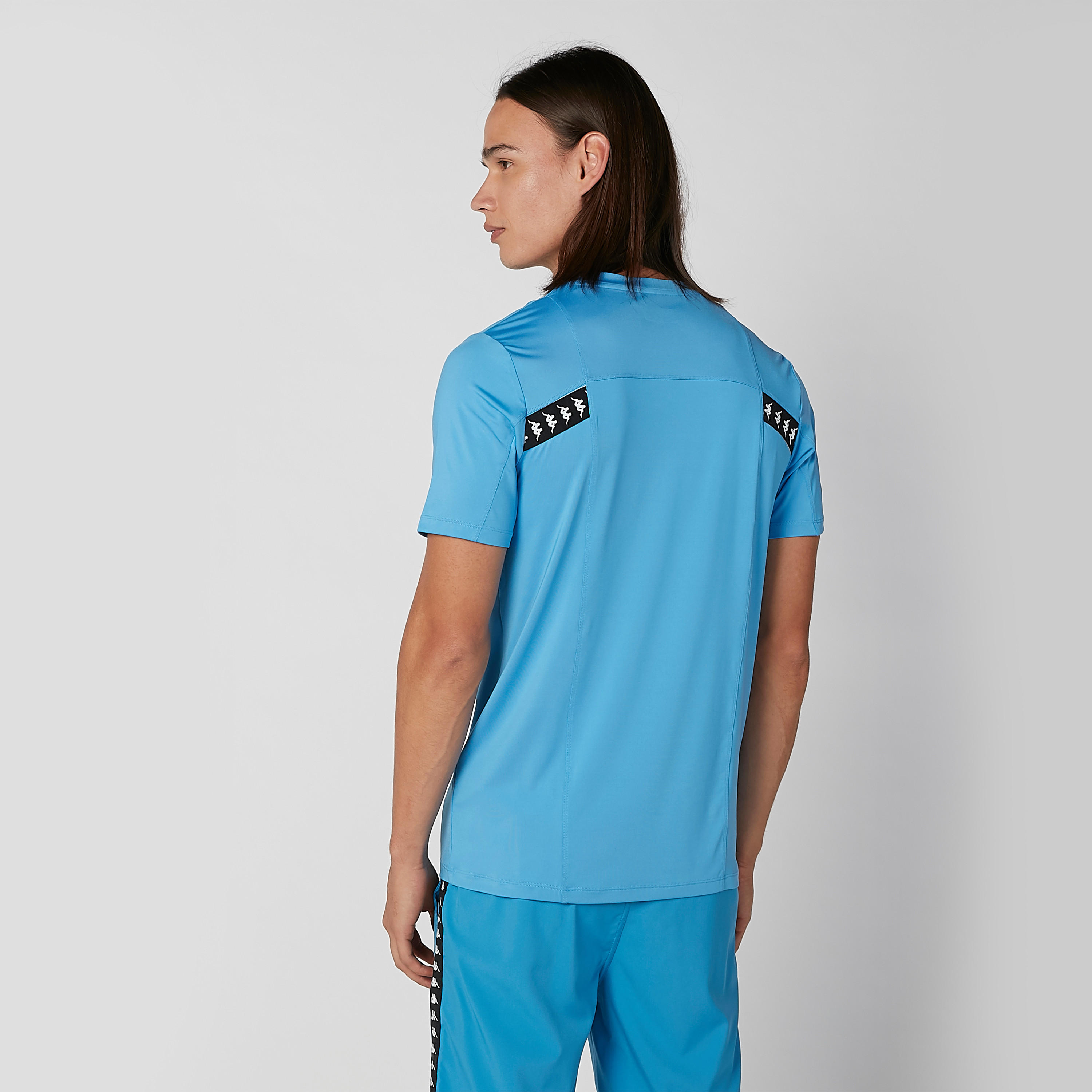 تيشيرت بياقة مستديرة وأكمام قصيرة وطبعات من كابا-men-clothing-tshirtsandpolos-tshirts-image-4