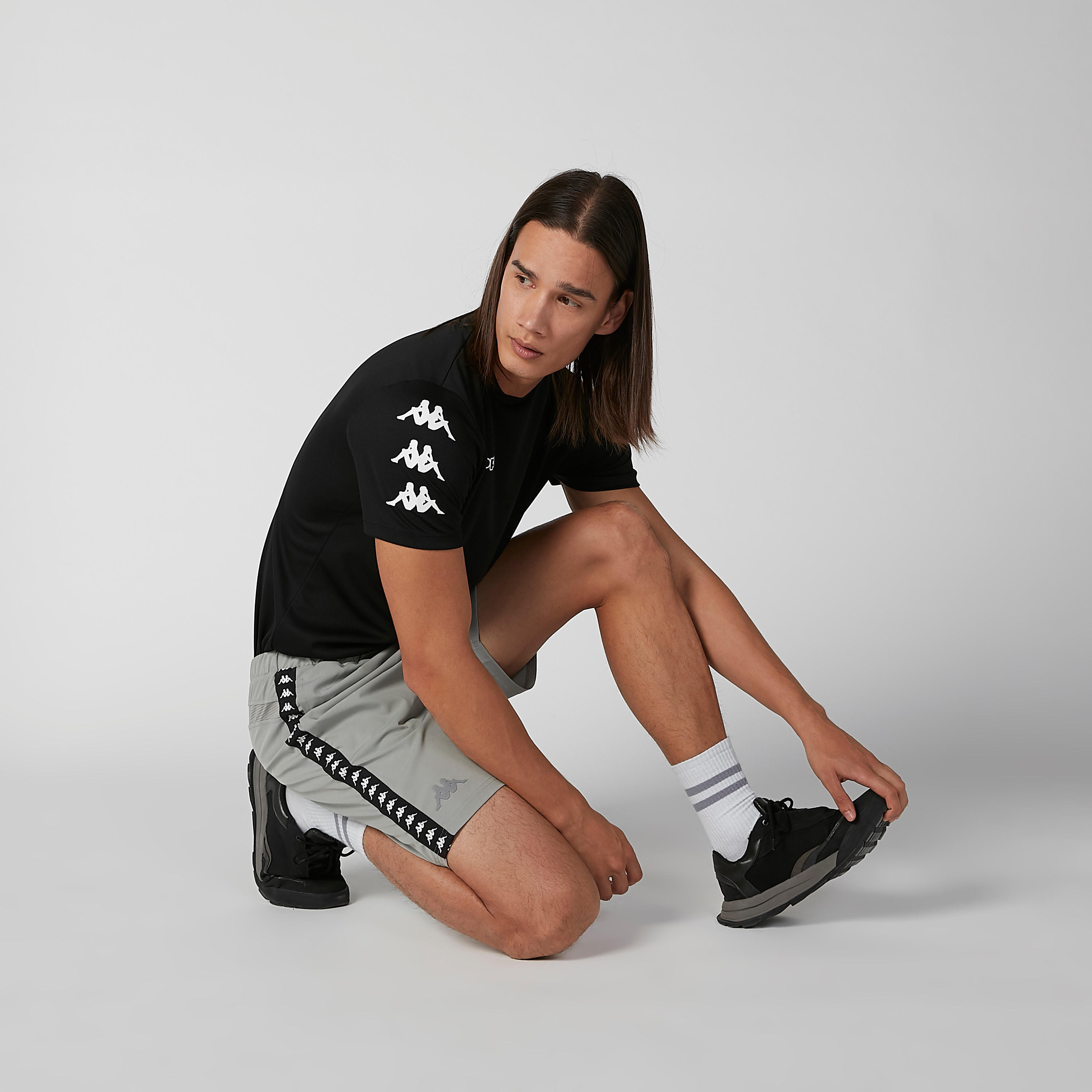 شورت سادة بجيوب وشريطة من كابا-men-clothing-bottoms-shorts-image-1