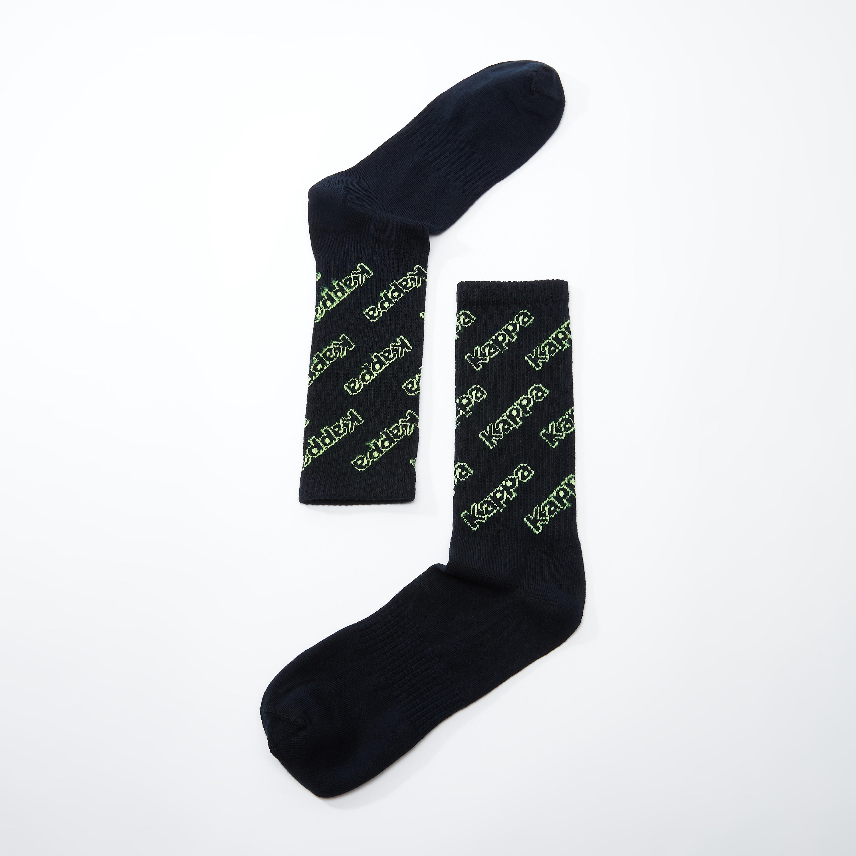 جوارب بطول ربلة الساق بحواف مضلّعة وطبعات من كابا-men-socks-image-3