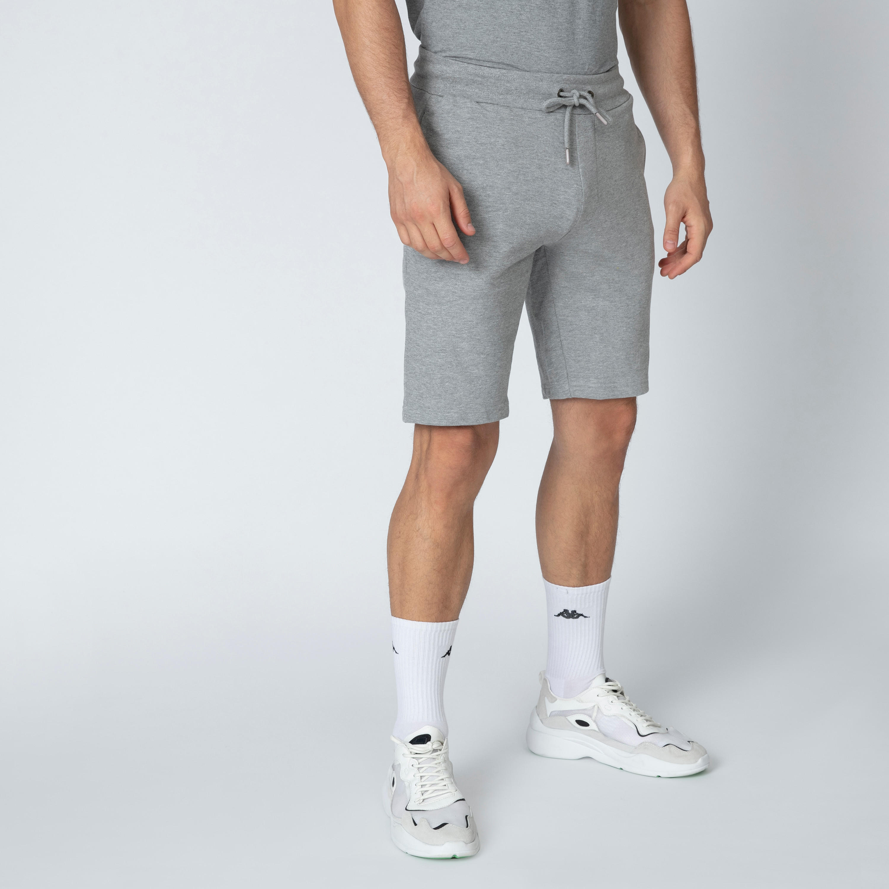 شورت بخصر متوسط الارتفاع ورباط وجيوب من كابا-men-clothing-bottoms-shorts-image-5