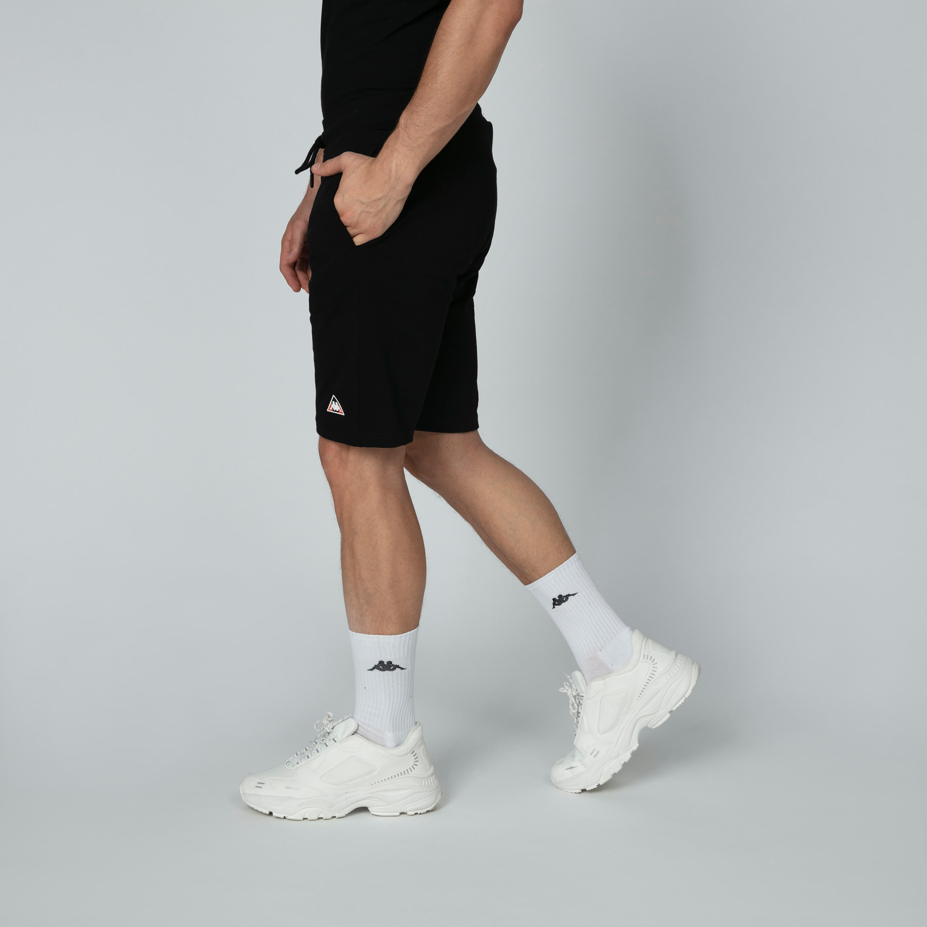 شورت بخصر متوسط الارتفاع ورباط وجيوب من كابا-men-clothing-bottoms-shorts-image-17