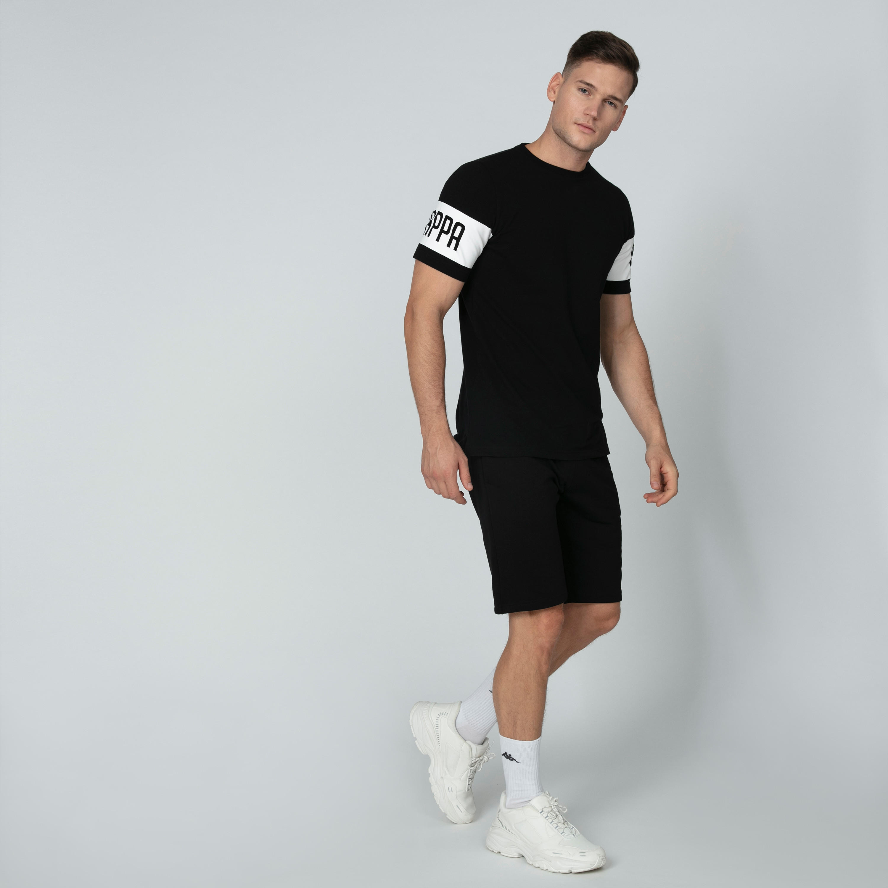 شورت بخصر متوسط الارتفاع ورباط وجيوب من كابا-men-clothing-bottoms-shorts-image-19