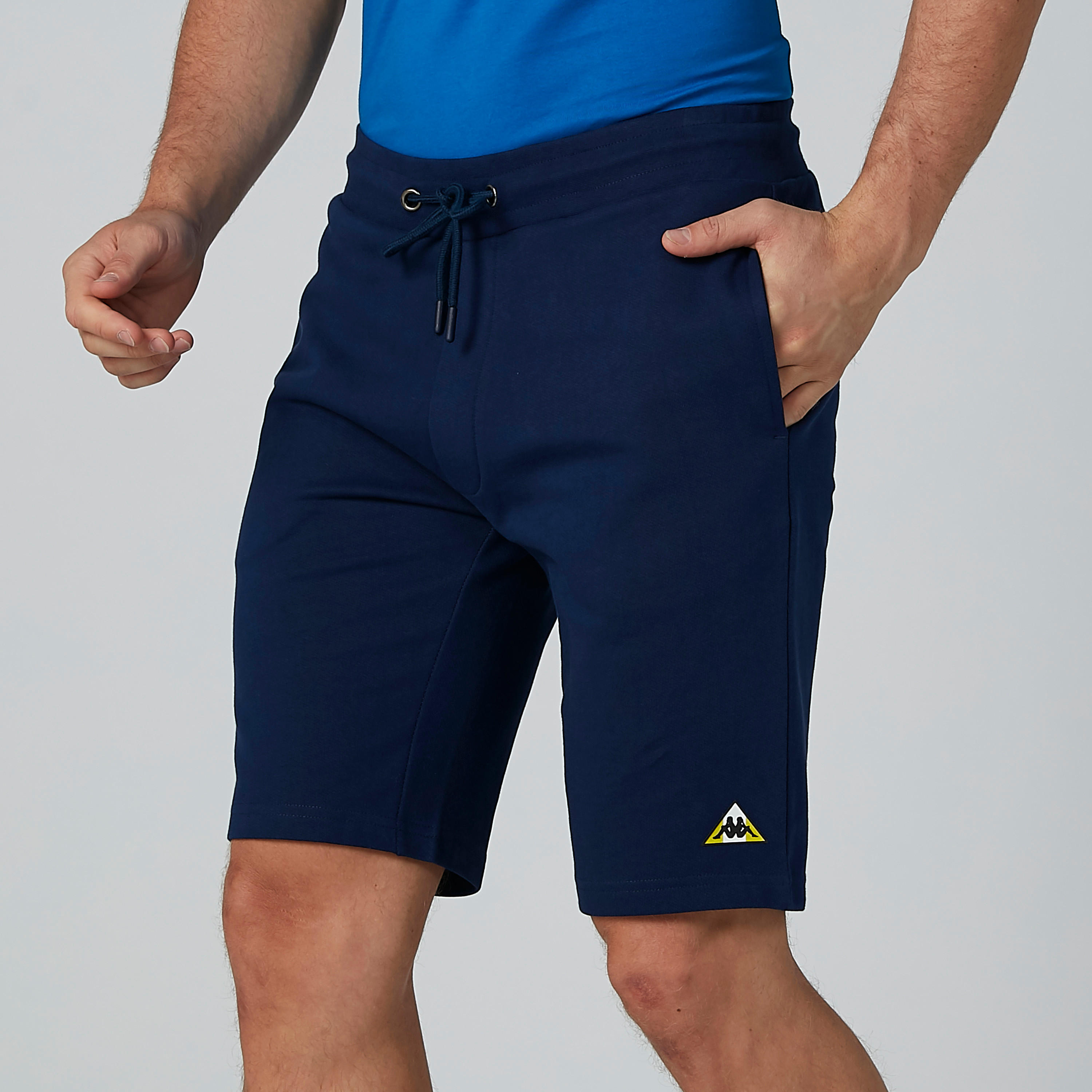 شورت بخصر متوسط الارتفاع ورباط وجيوب من كابا-men-clothing-bottoms-shorts-image-14